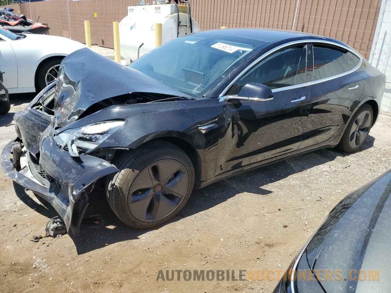 5YJ3E1EAXJF089200 TESLA MODEL 3 2018