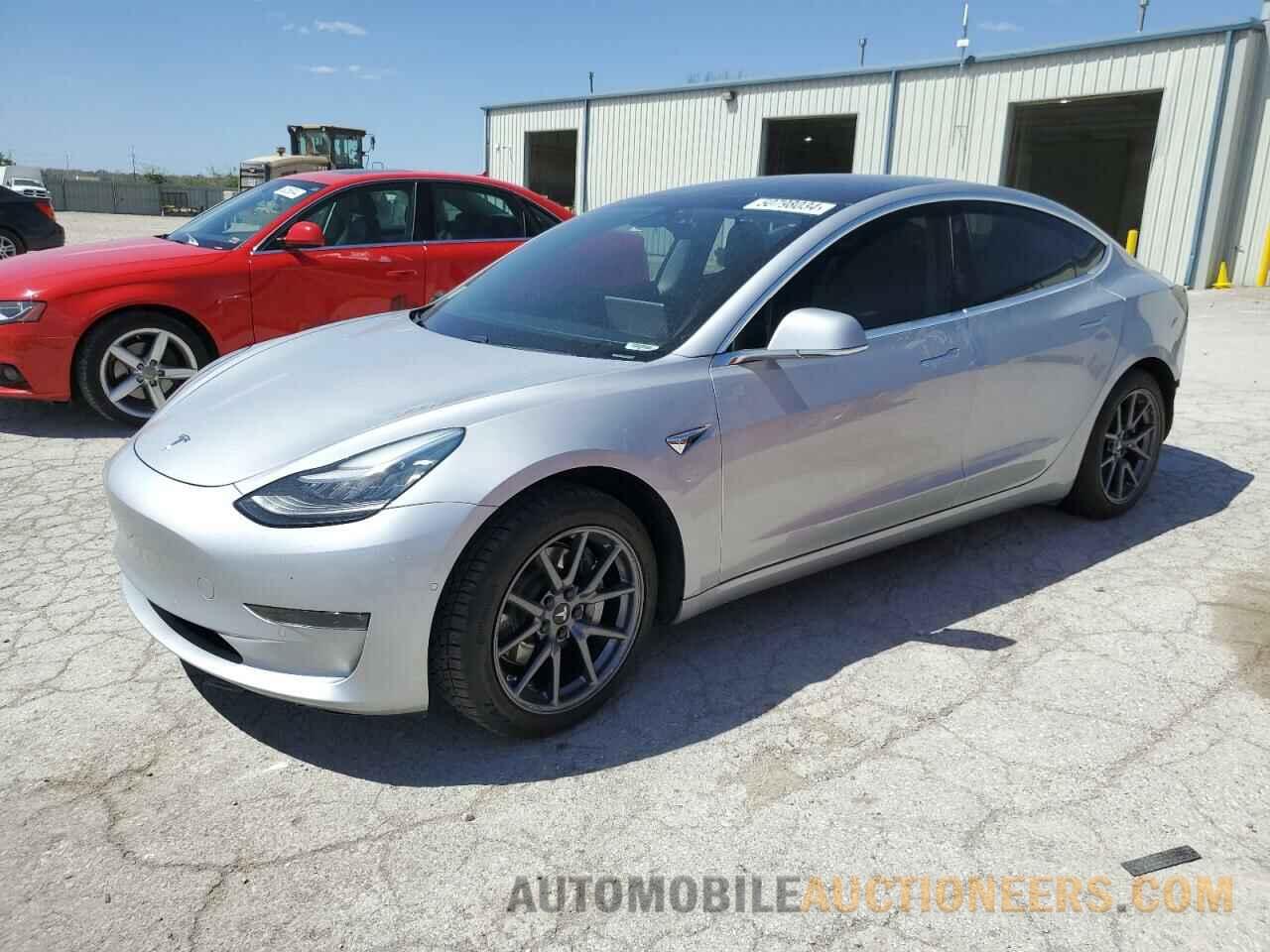 5YJ3E1EAXJF095370 TESLA MODEL 3 2018