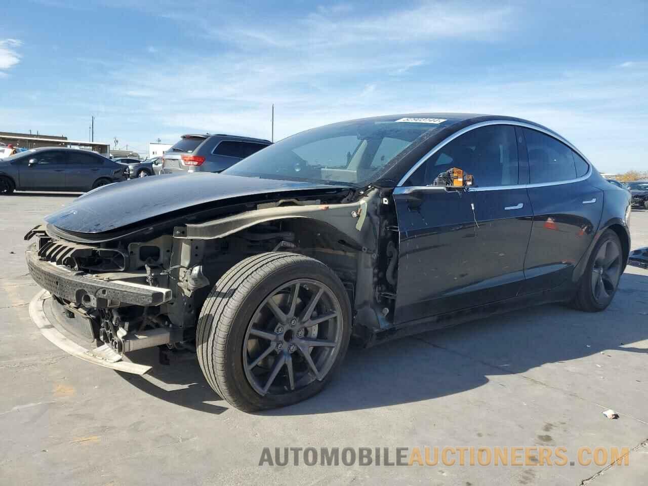 5YJ3E1EAXJF109073 TESLA MODEL 3 2018