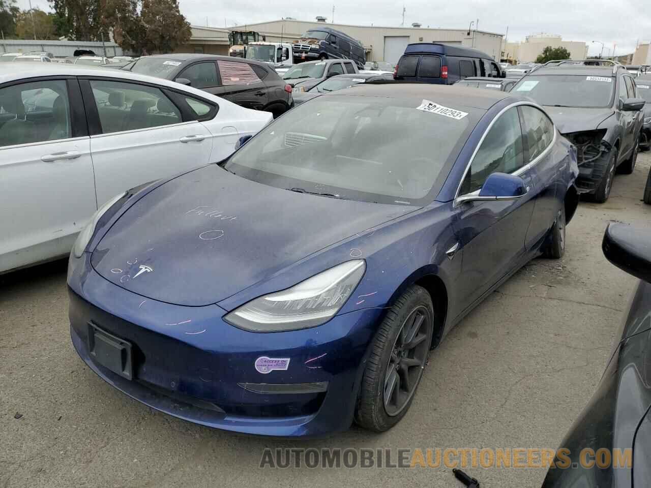 5YJ3E1EAXJF154370 TESLA MODEL 3 2018