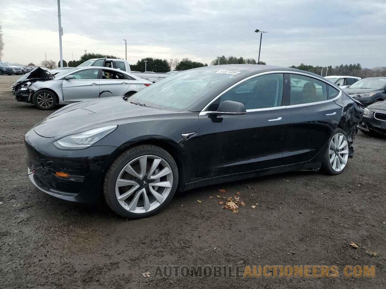 5YJ3E1EAXJF154501 TESLA MODEL 3 2018