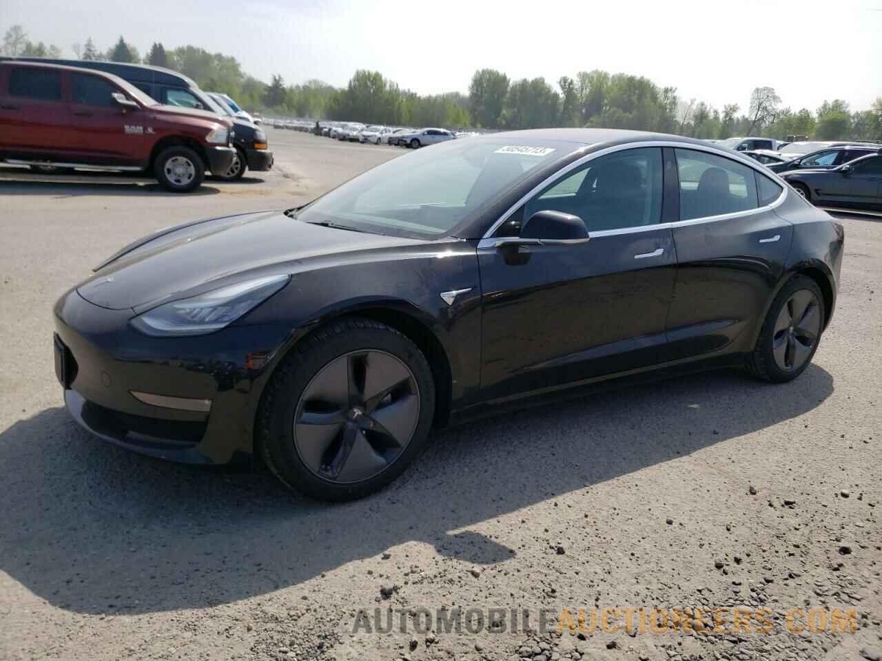 5YJ3E1EAXJF157396 TESLA MODEL 3 2018