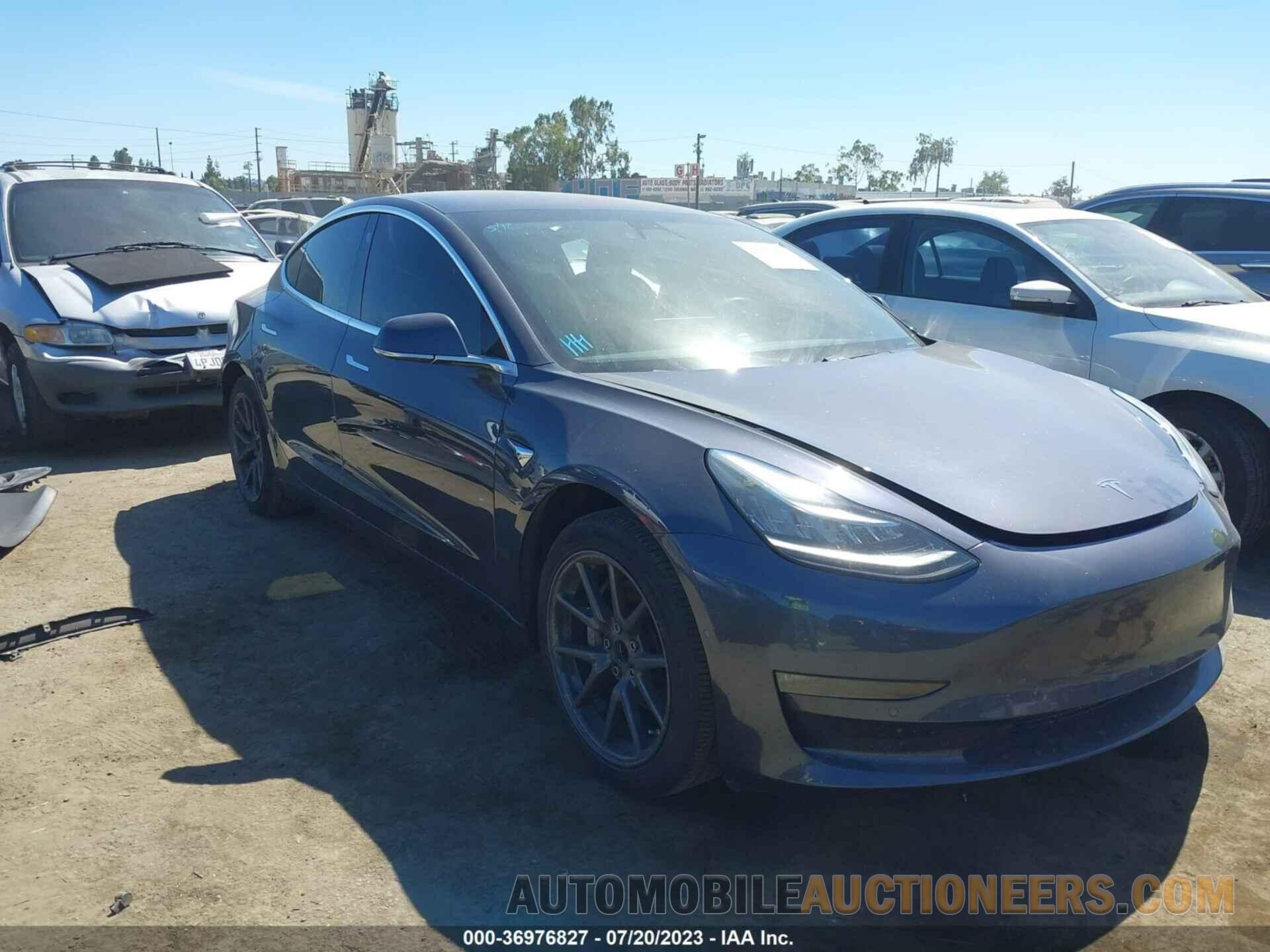 5YJ3E1EAXJF158628 TESLA MODEL 3 2018