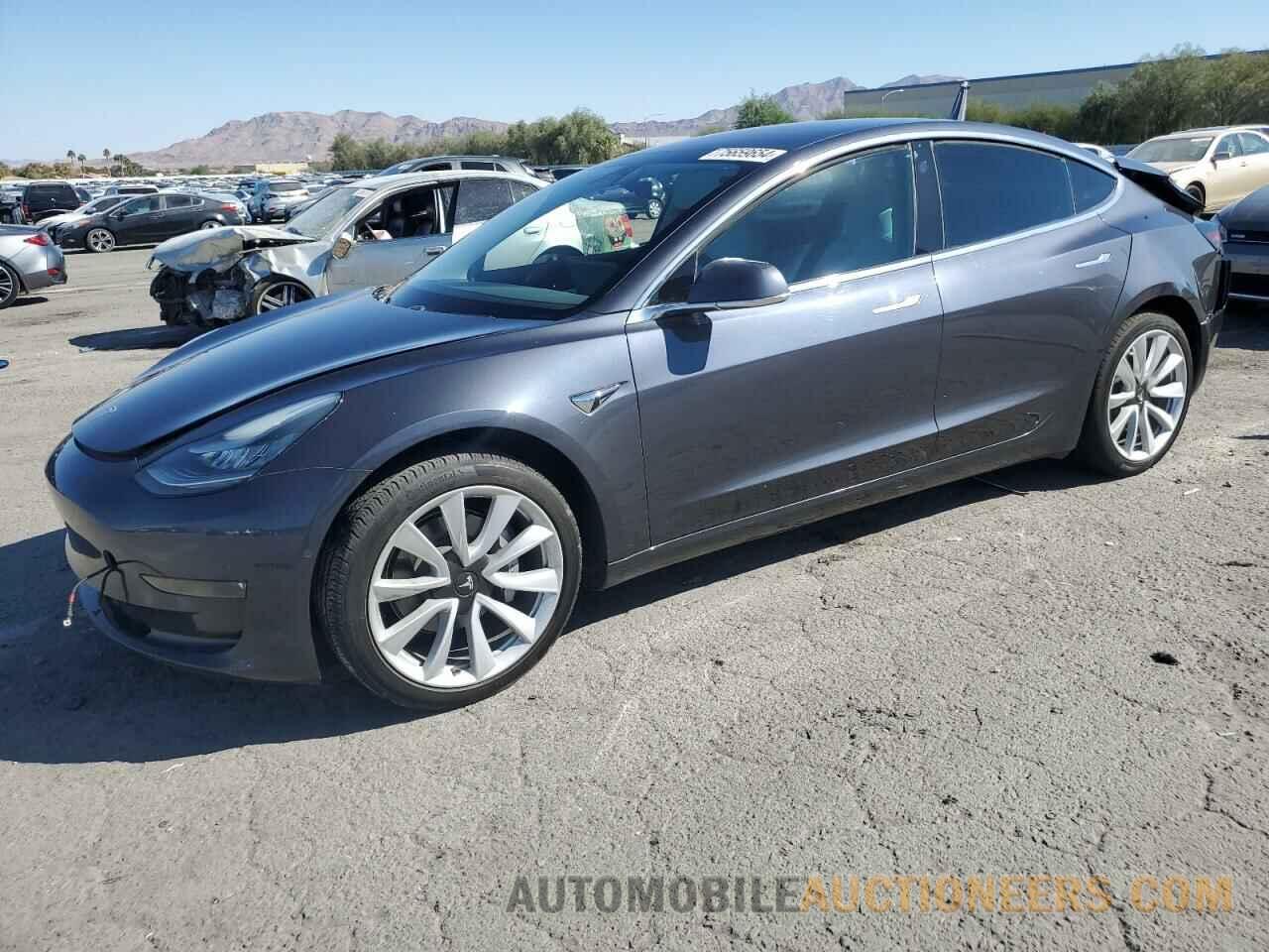 5YJ3E1EAXJF171329 TESLA MODEL 3 2018