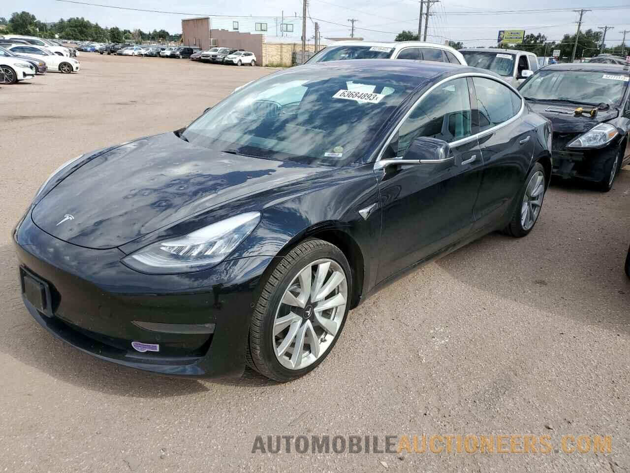 5YJ3E1EAXJF176319 TESLA MODEL 3 2018