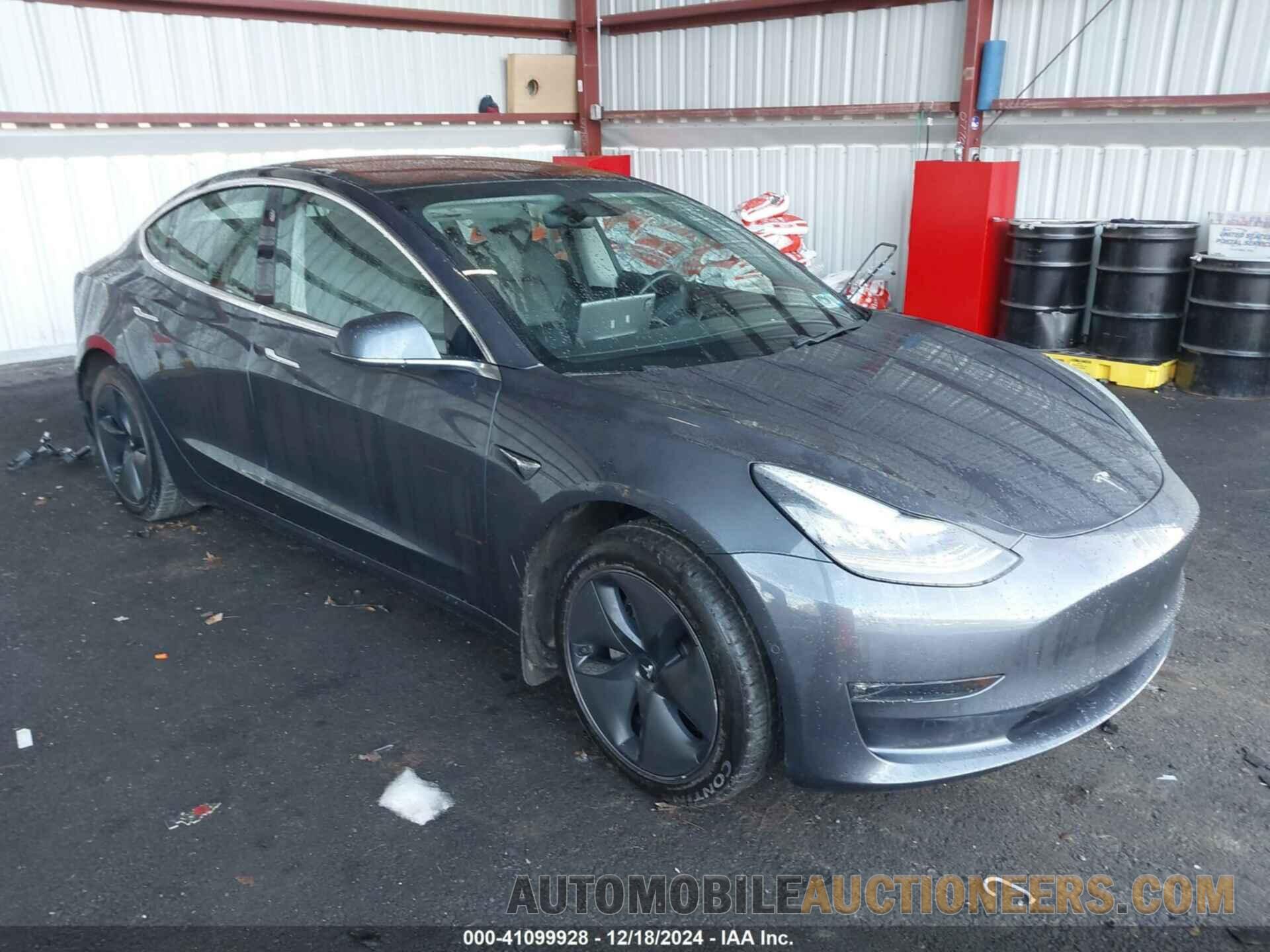 5YJ3E1EAXKF298387 TESLA MODEL 3 2019