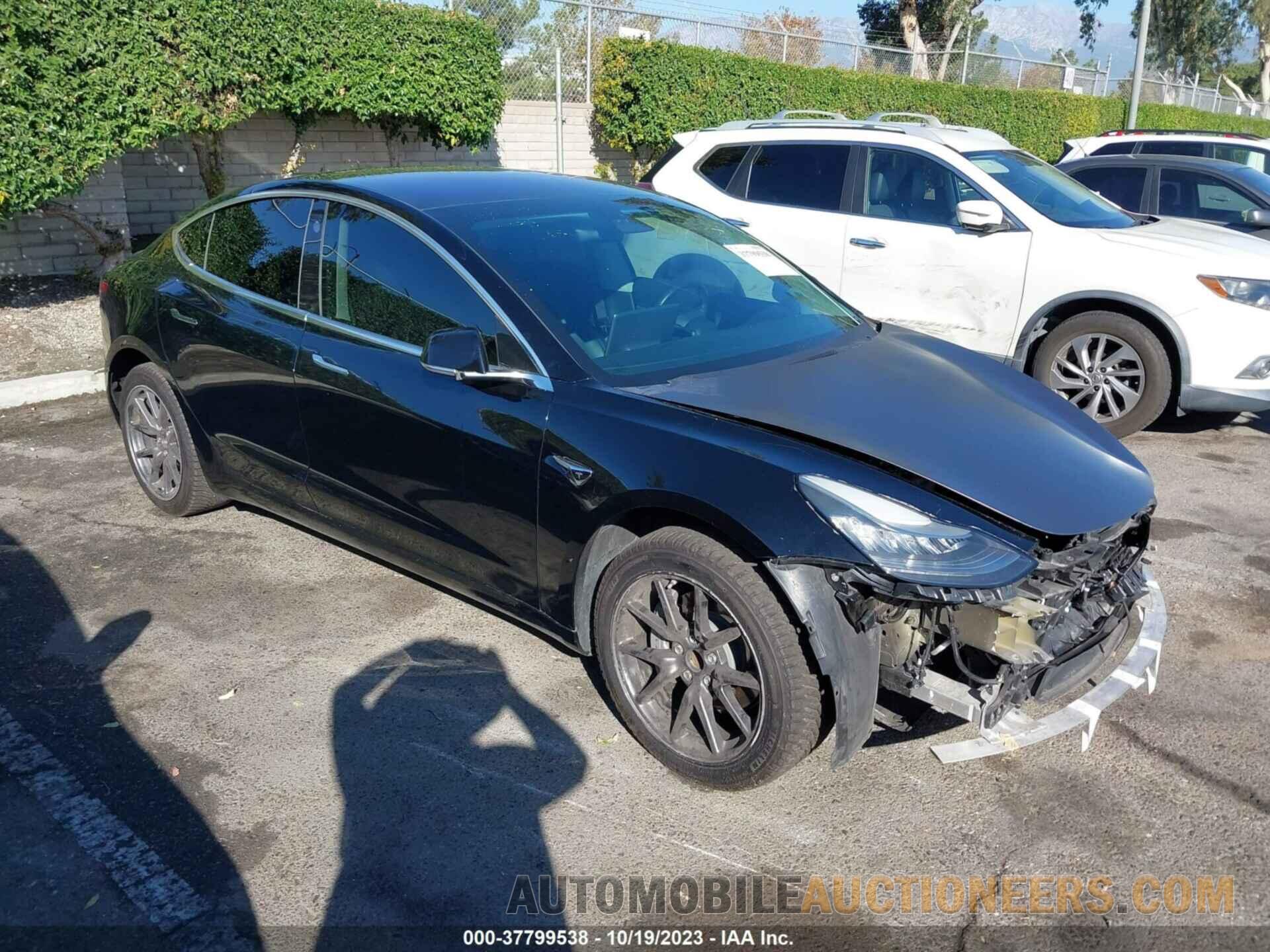 5YJ3E1EAXKF305449 TESLA MODEL 3 2019