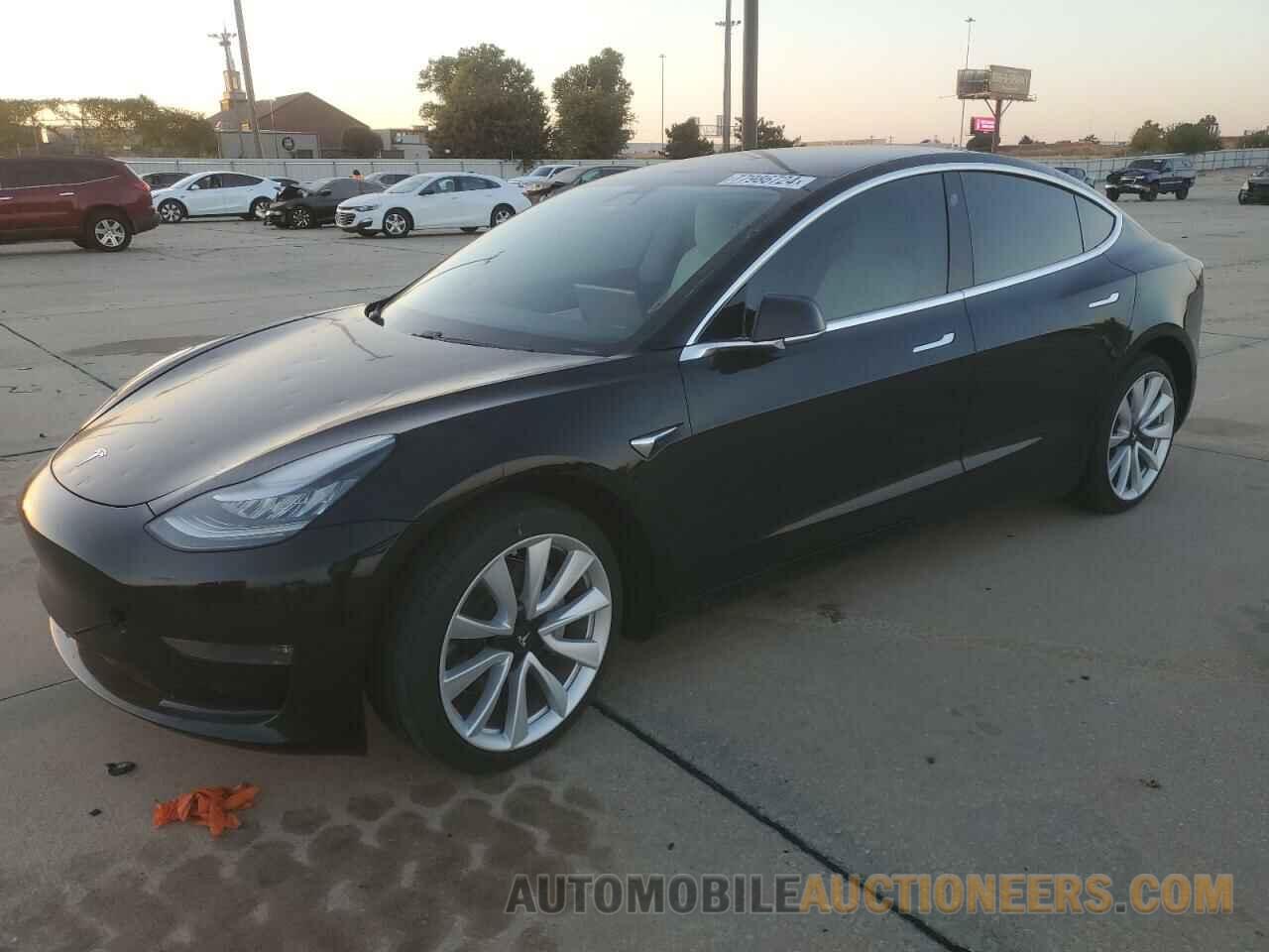 5YJ3E1EAXKF323790 TESLA MODEL 3 2019