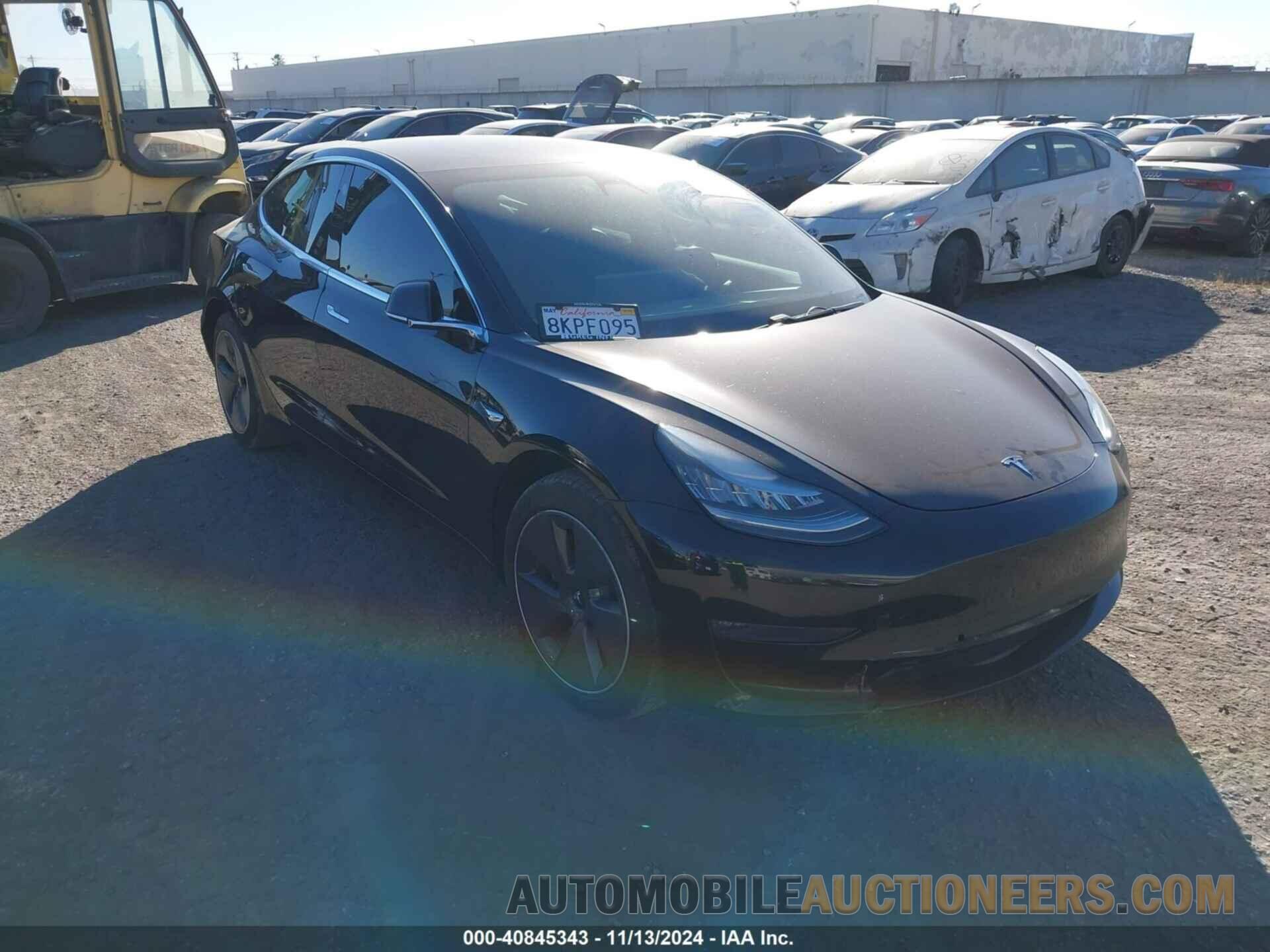 5YJ3E1EAXKF325426 TESLA MODEL 3 2019