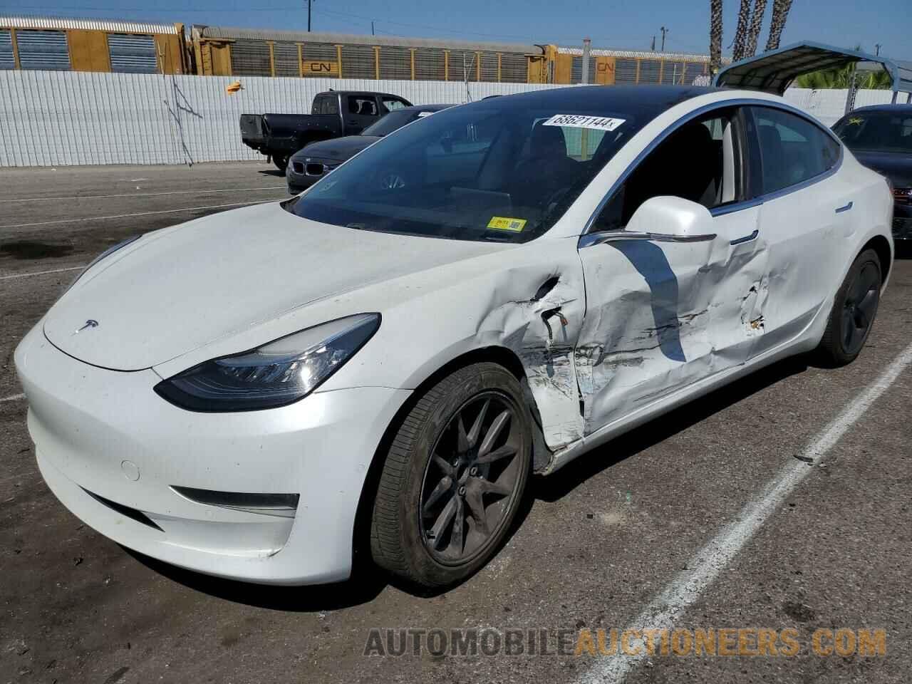 5YJ3E1EAXKF328326 TESLA MODEL 3 2019