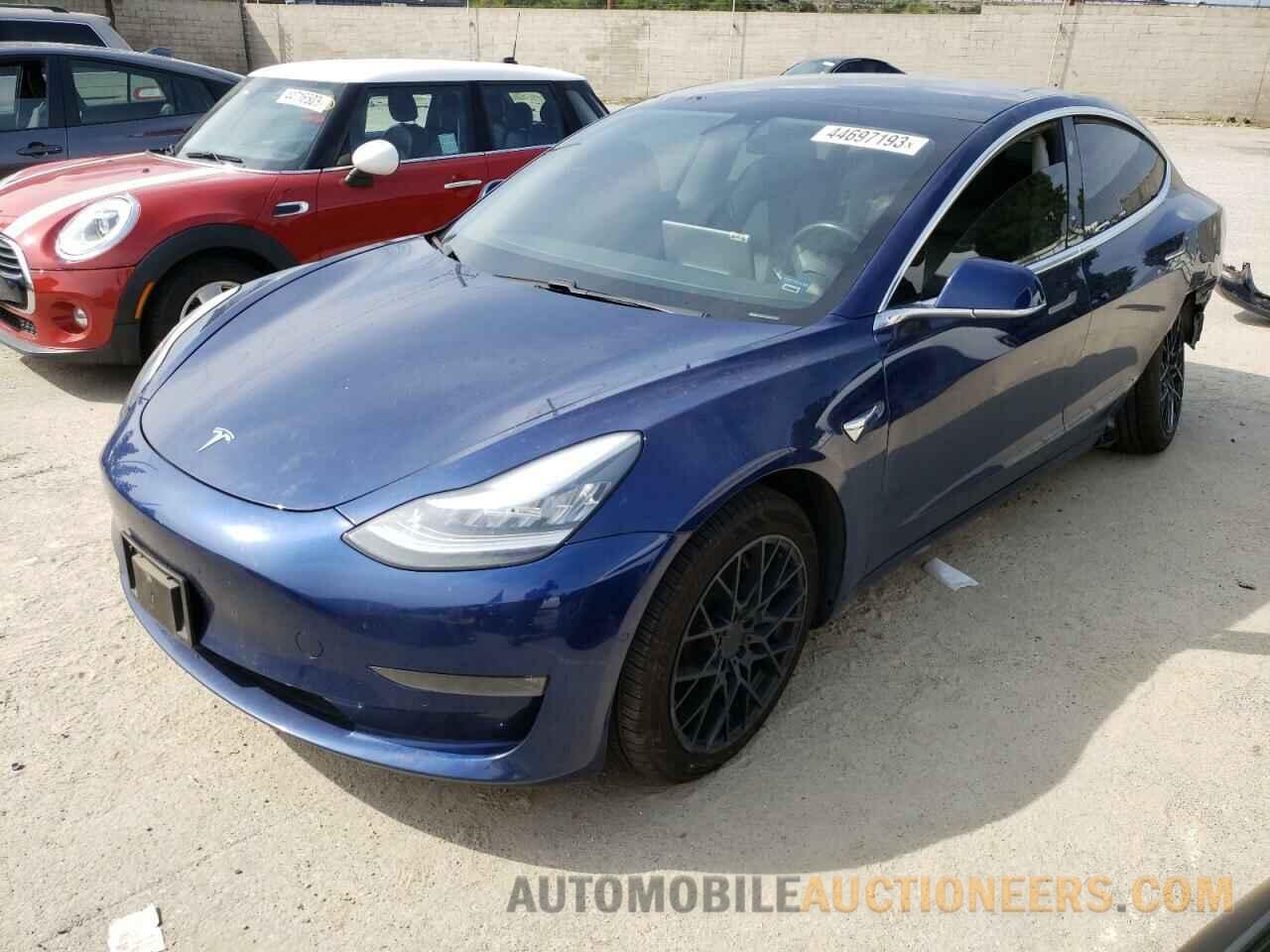 5YJ3E1EAXKF400786 TESLA MODEL 3 2019