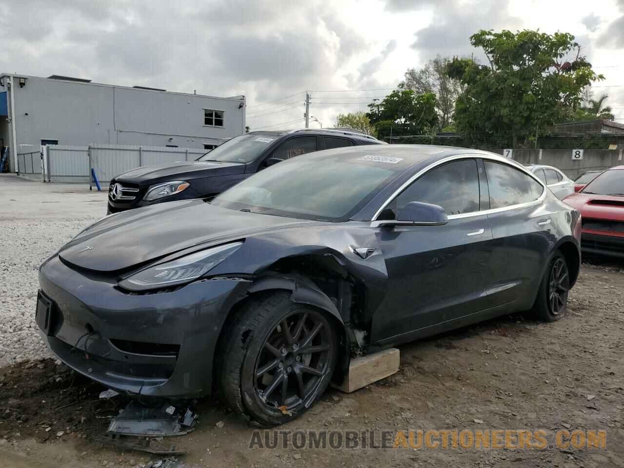 5YJ3E1EAXKF411254 TESLA MODEL 3 2019