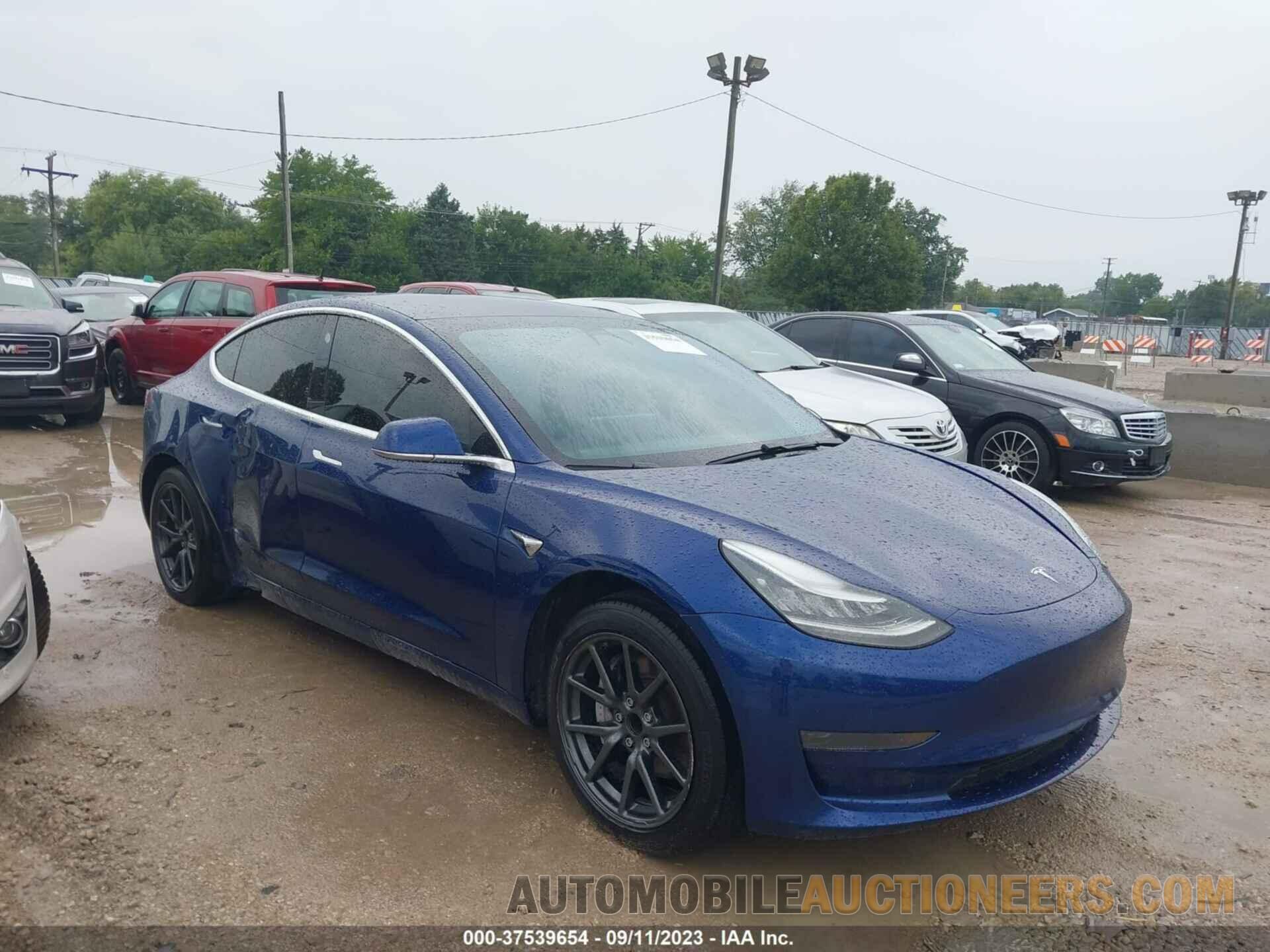 5YJ3E1EAXKF411898 TESLA MODEL 3 2019