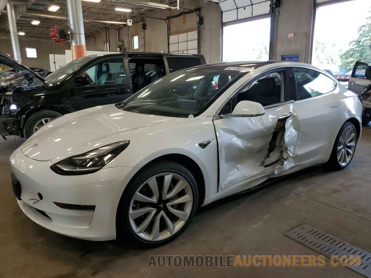 5YJ3E1EAXLF738075 TESLA MODEL 3 2020