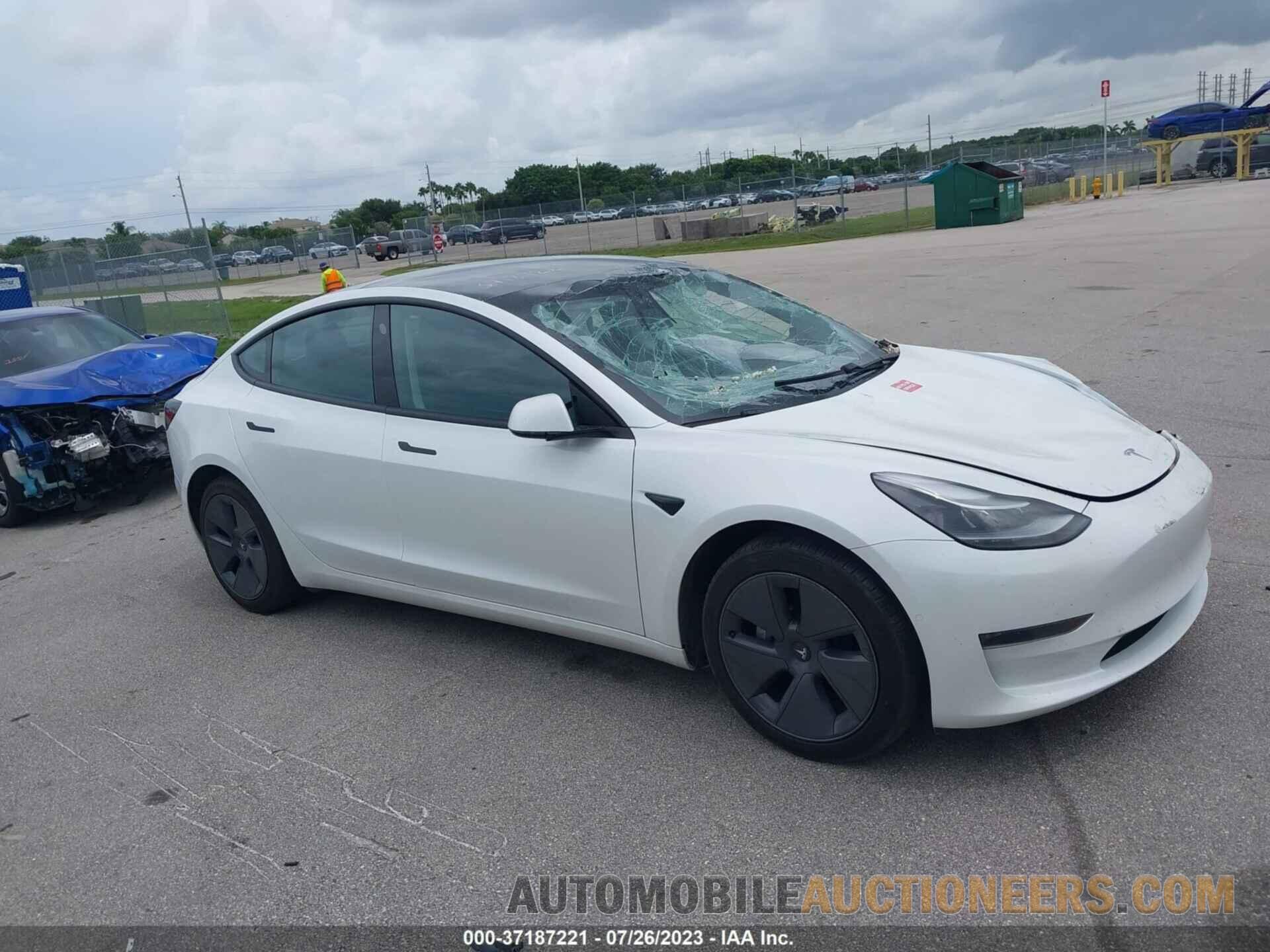 5YJ3E1EAXMF045900 TESLA MODEL 3 2021