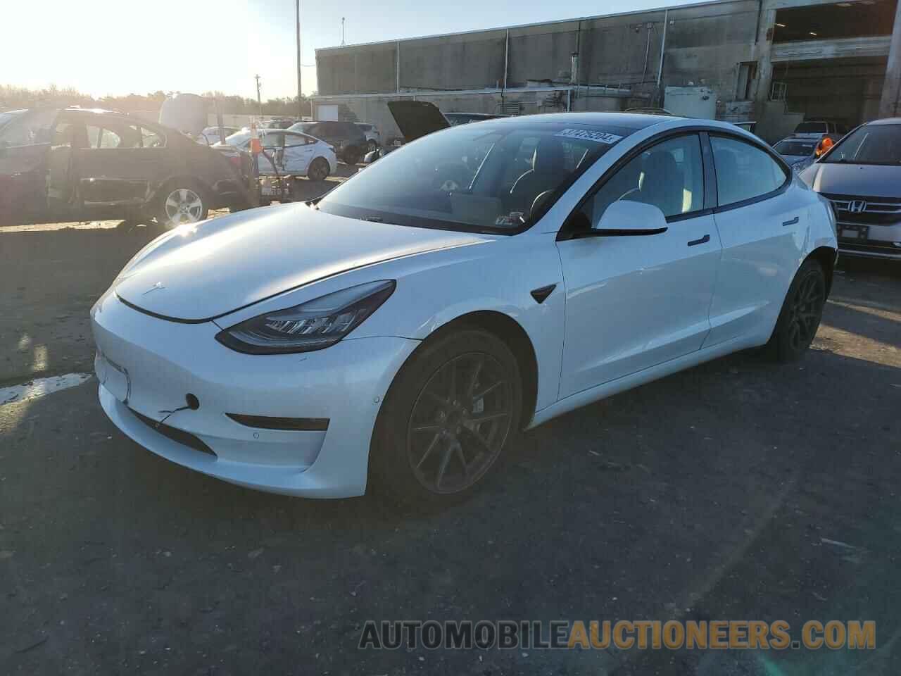 5YJ3E1EAXMF851929 TESLA MODEL 3 2021