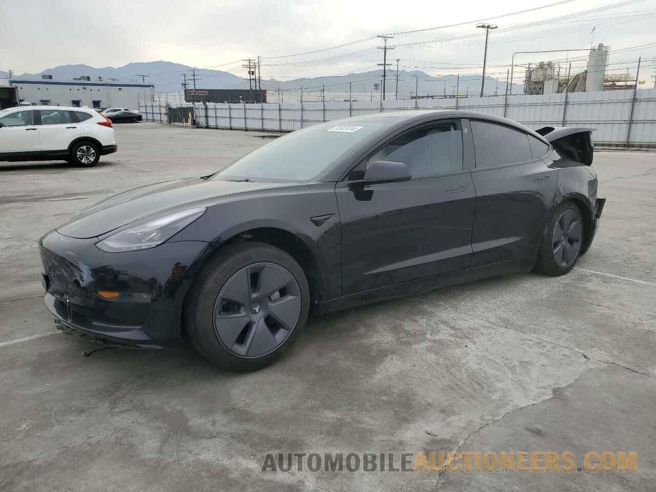 5YJ3E1EAXNF135727 TESLA MODEL 3 2022