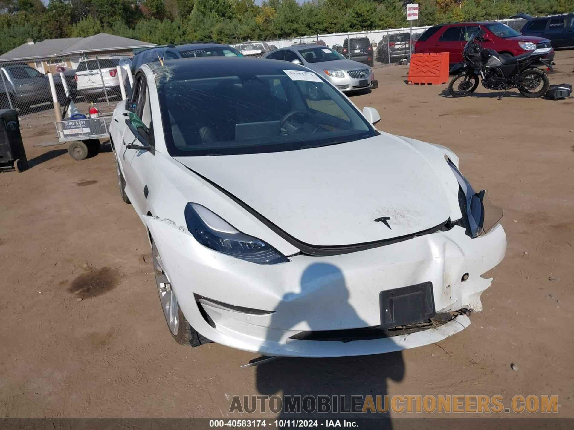 5YJ3E1EAXNF185687 TESLA MODEL 3 2022