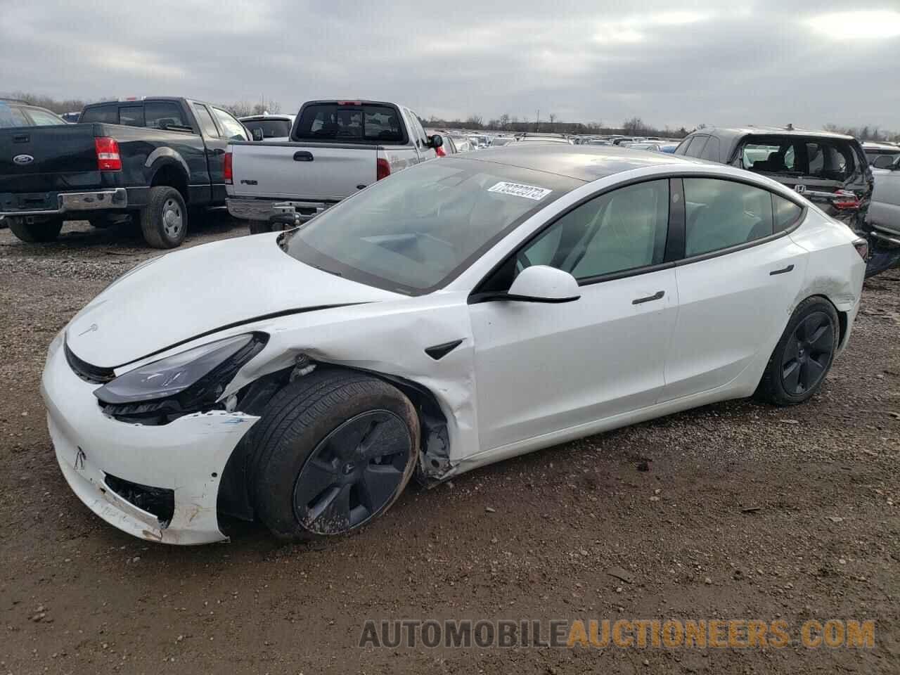 5YJ3E1EAXNF325379 TESLA MODEL 3 2022