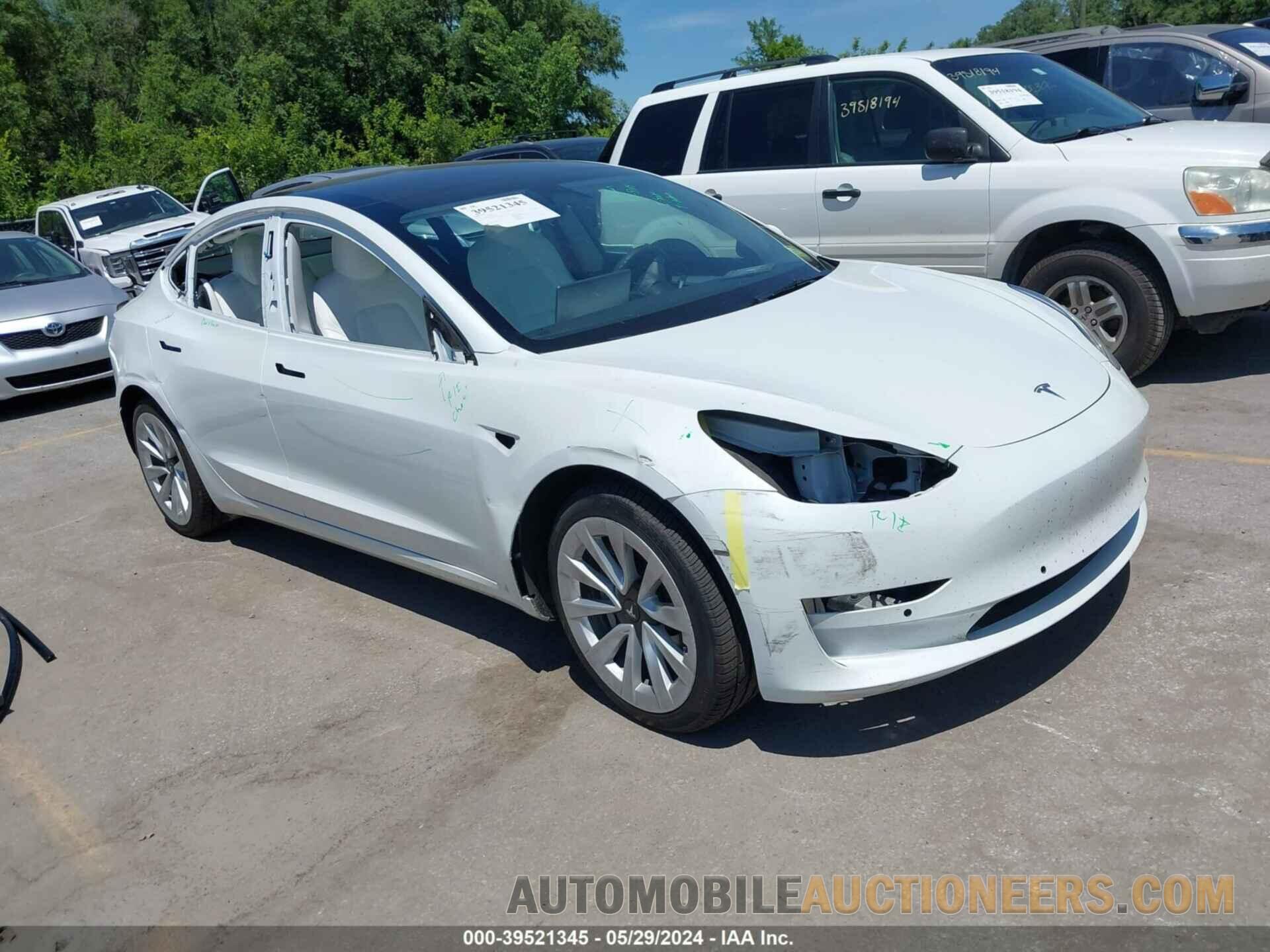 5YJ3E1EAXNF325821 TESLA MODEL 3 2022