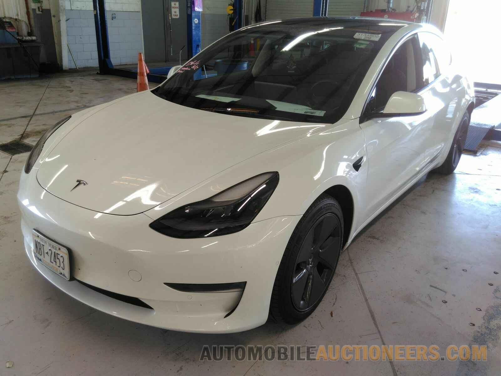 5YJ3E1EAXNF370404 Tesla Model 3 2022