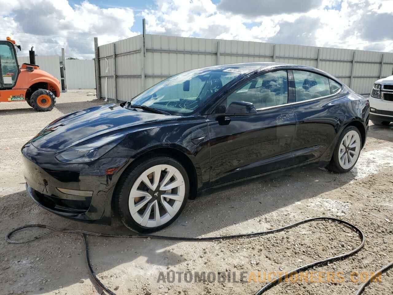 5YJ3E1EAXNF371701 TESLA MODEL 3 2022