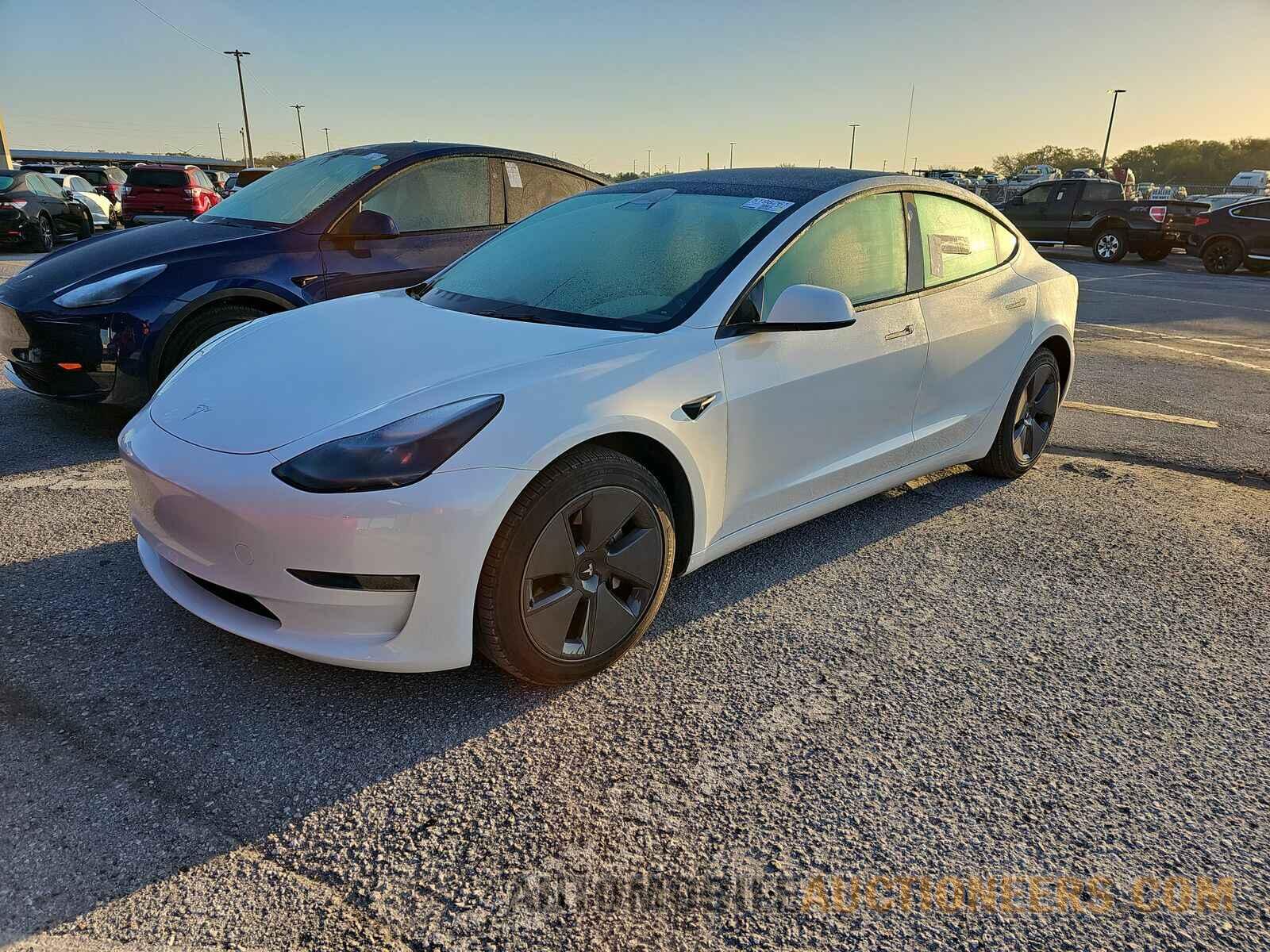 5YJ3E1EAXPF394933 Tesla Model 3 2023