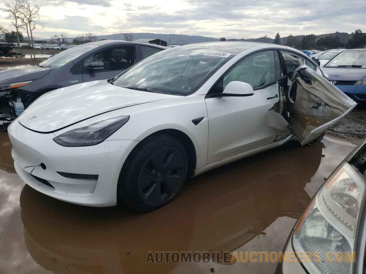 5YJ3E1EAXPF424044 TESLA MODEL 3 2023