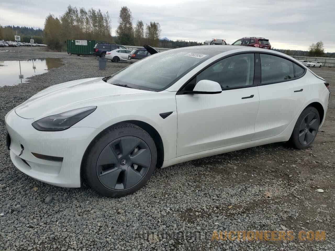 5YJ3E1EAXPF568015 TESLA MODEL 3 2023