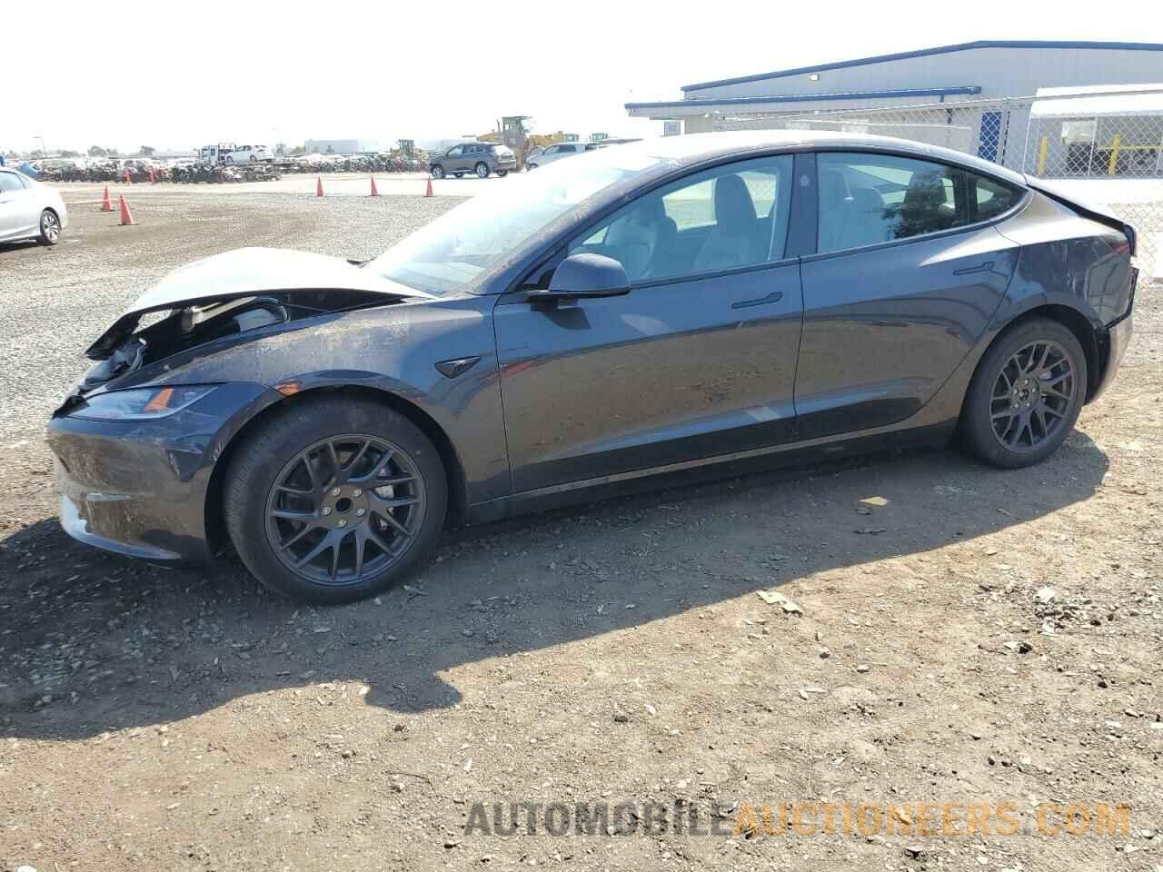 5YJ3E1EAXRF734603 TESLA MODEL 3 2024