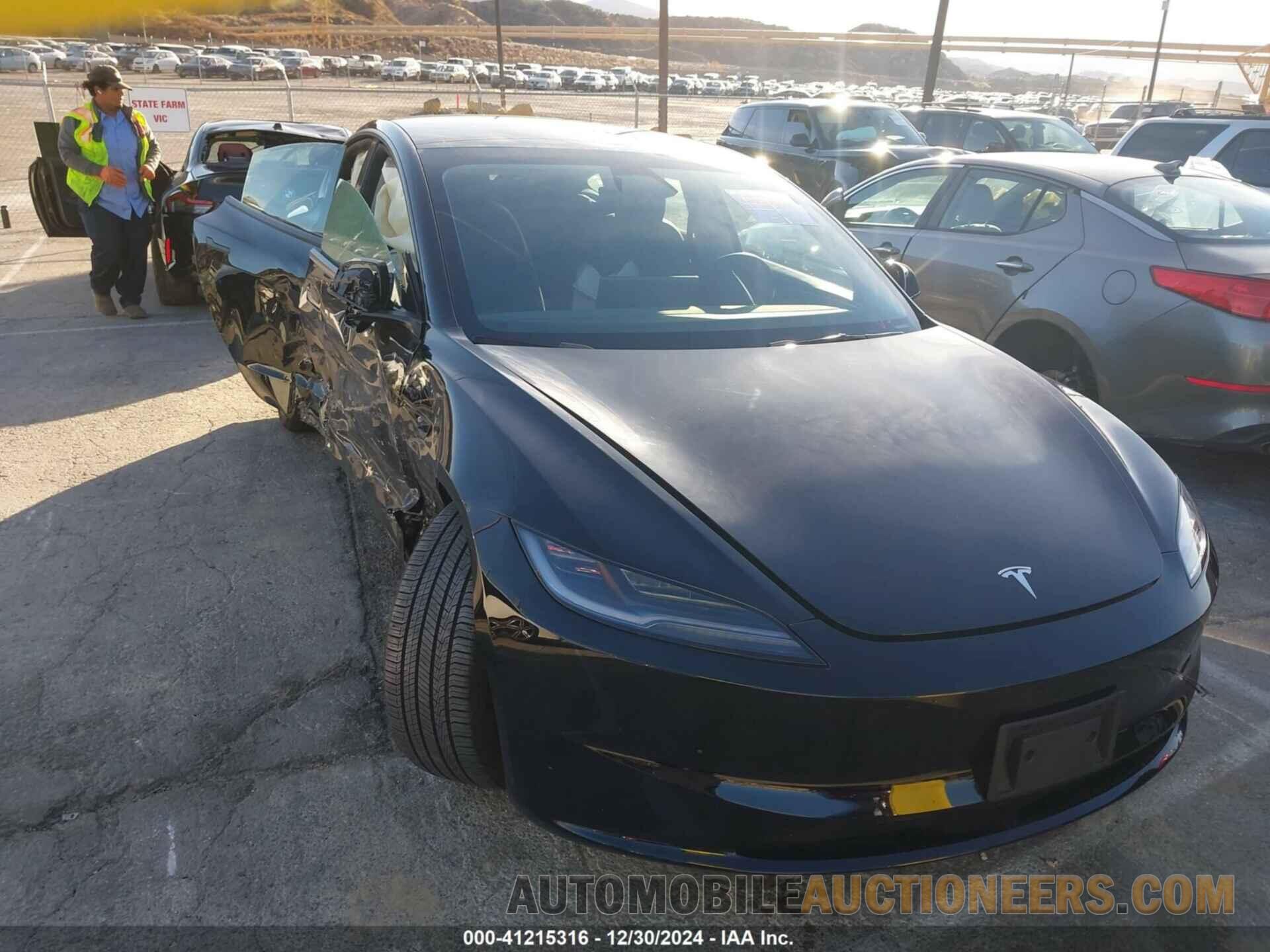 5YJ3E1EAXRF871279 TESLA MODEL 3 2024