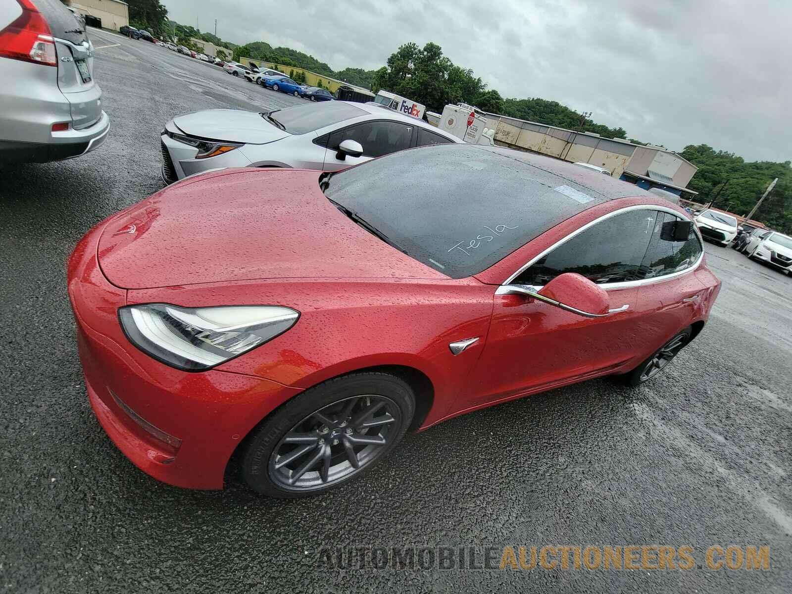 5YJ3E1EB0JF064220 Tesla Model 3 2018