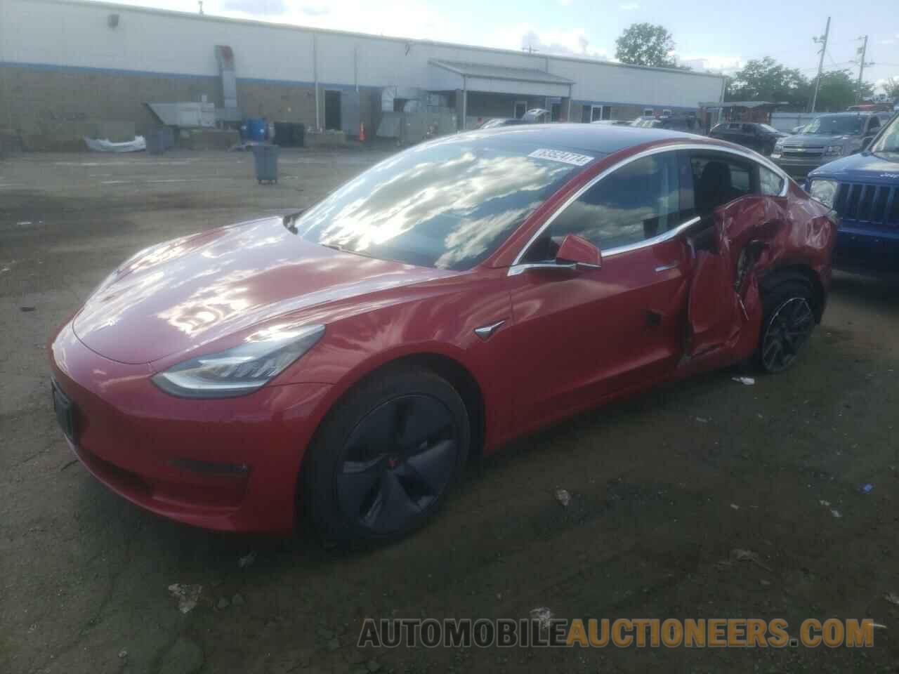 5YJ3E1EB0JF064296 TESLA MODEL 3 2018