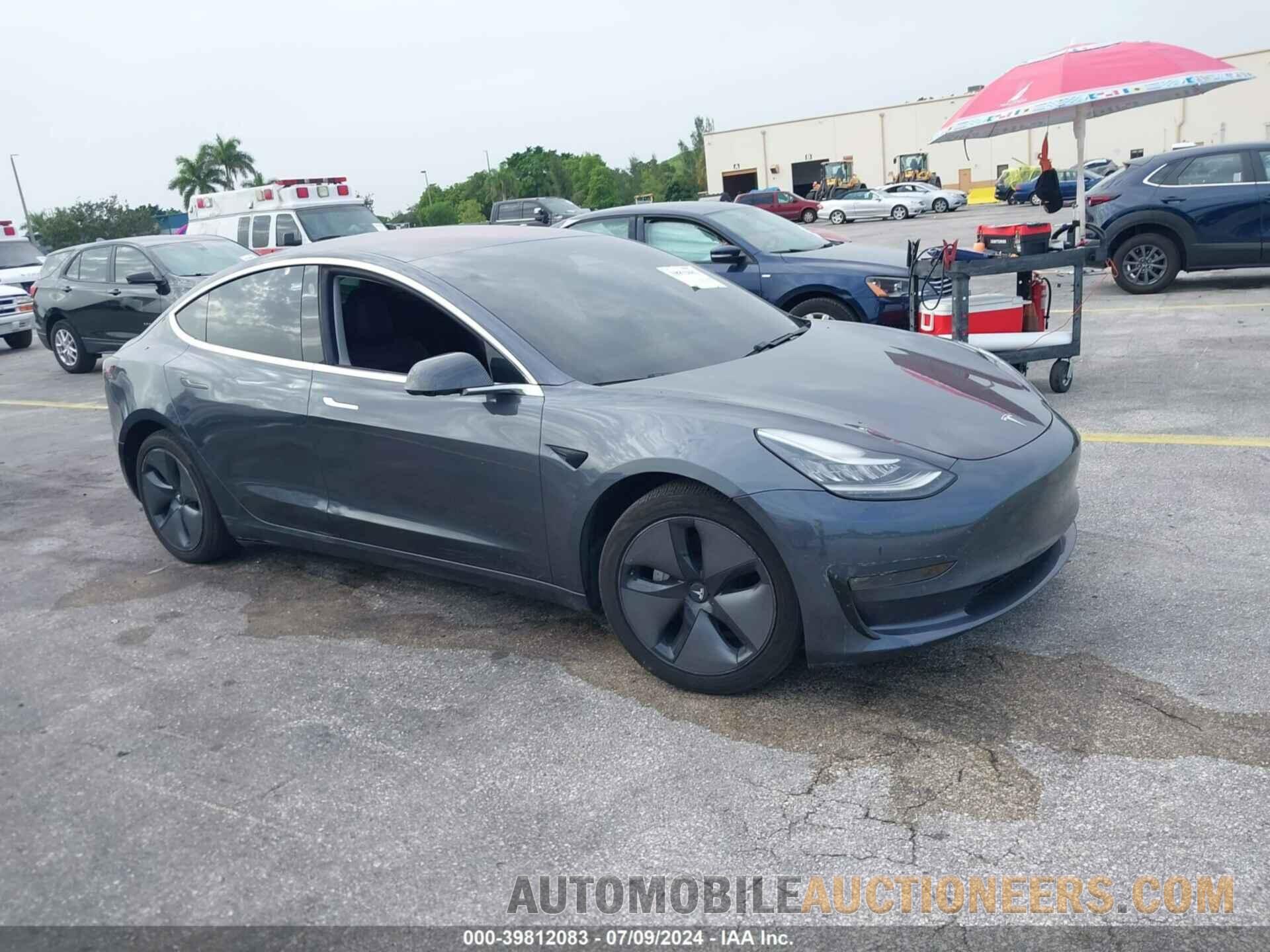 5YJ3E1EB0JF069840 TESLA MODEL 3 2018