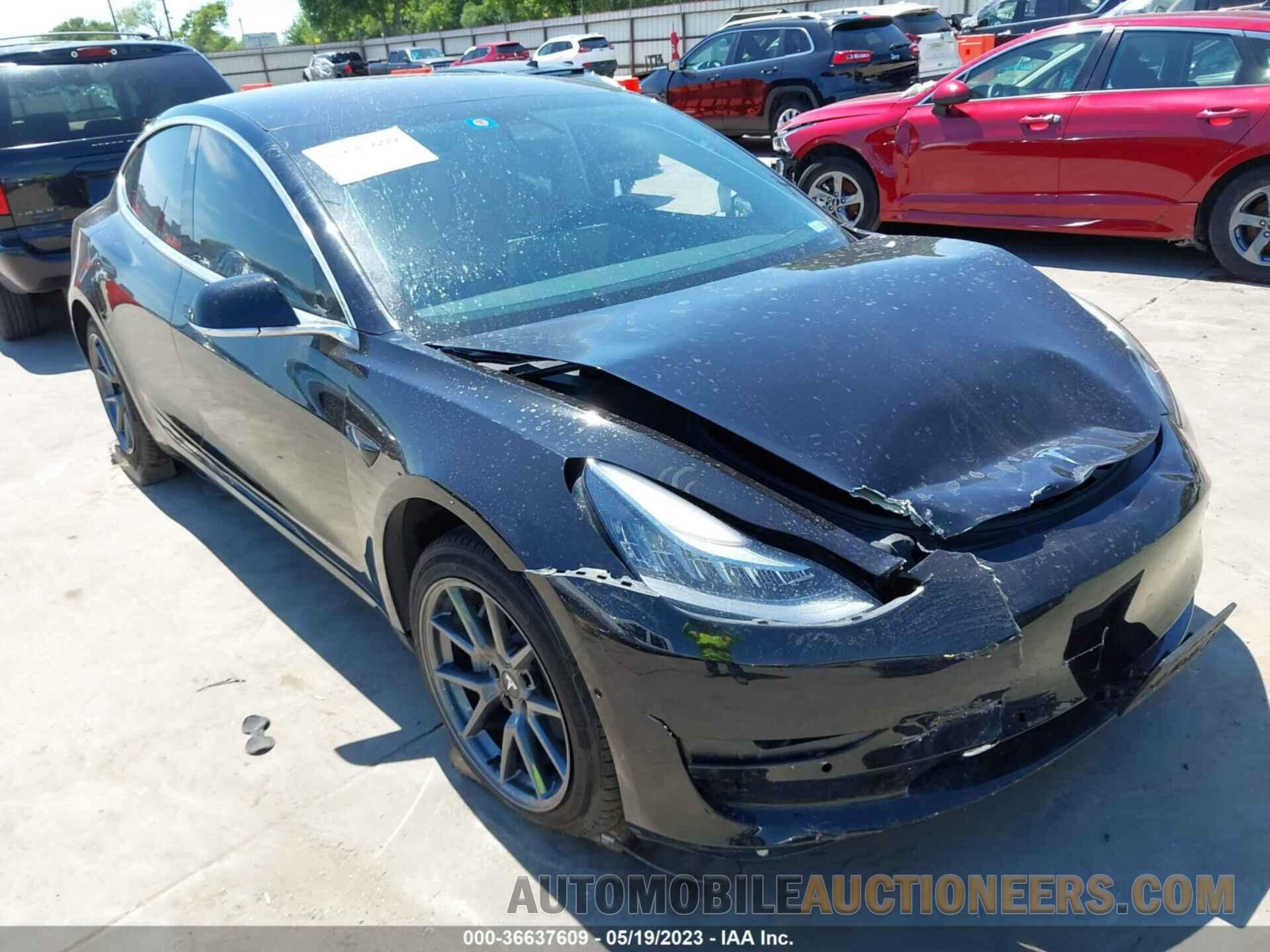 5YJ3E1EB0JF090557 TESLA MODEL 3 2018