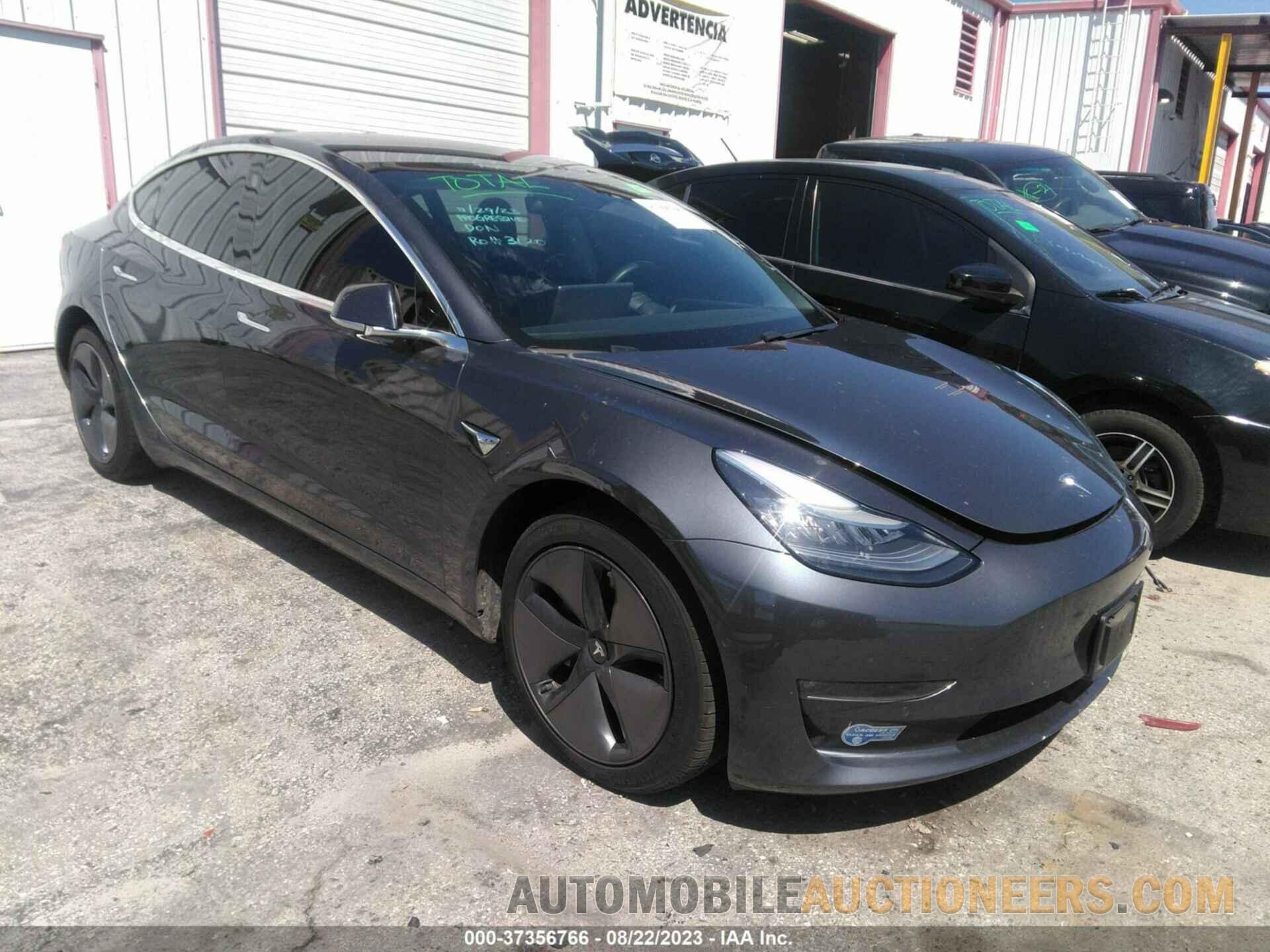 5YJ3E1EB0JF090963 TESLA MODEL 3 2018