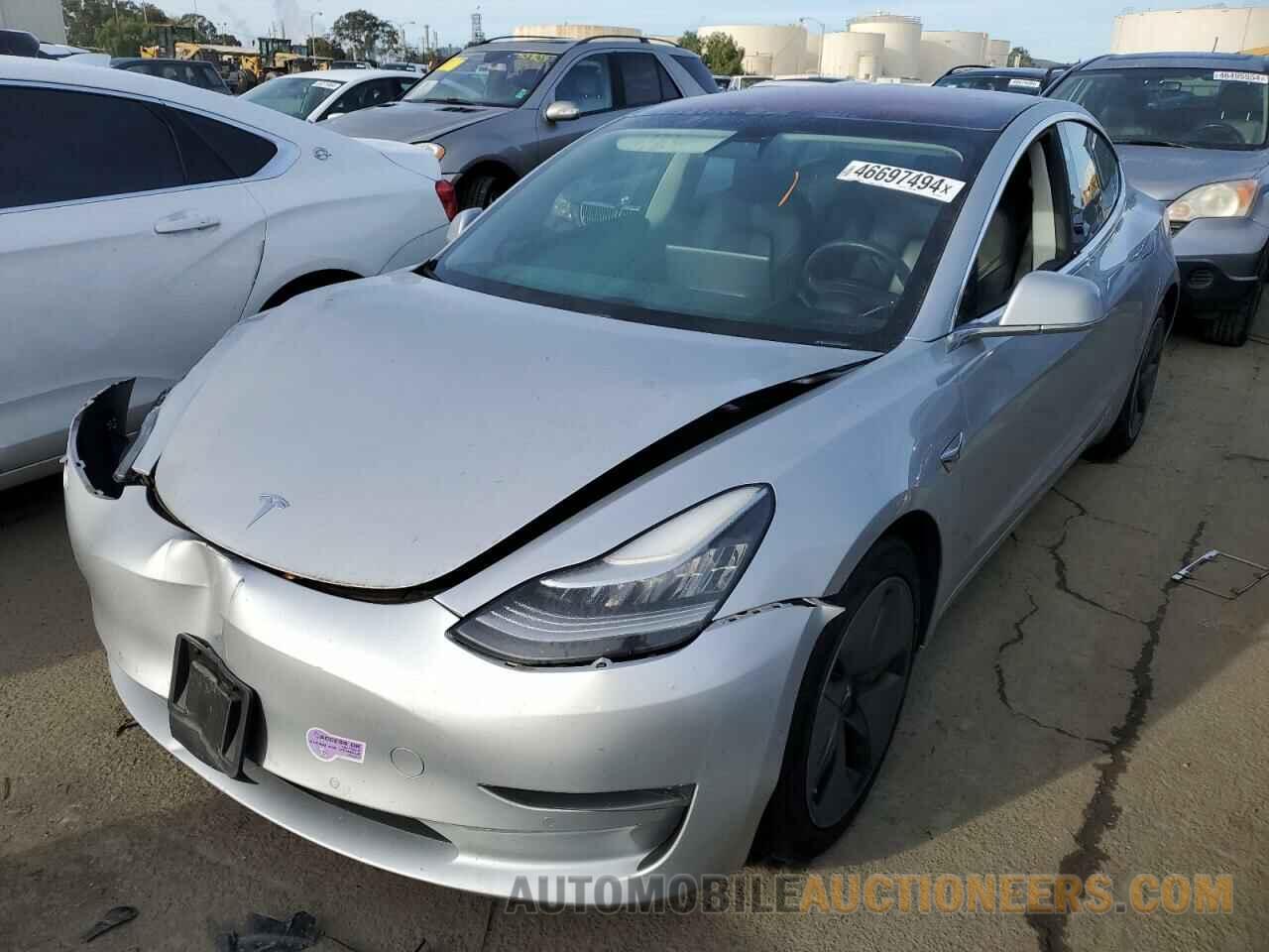 5YJ3E1EB0JF093345 TESLA MODEL 3 2018