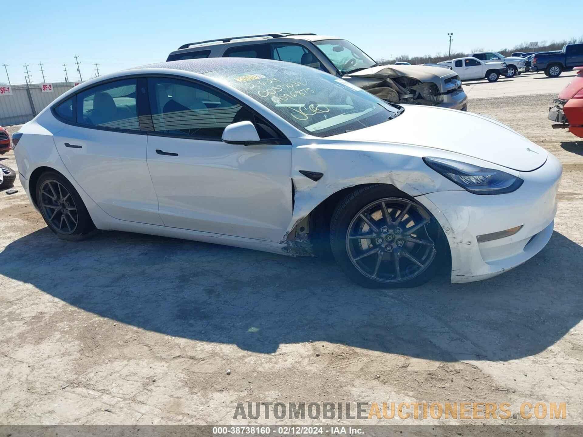 5YJ3E1EB0JF096875 TESLA MODEL 3 2018