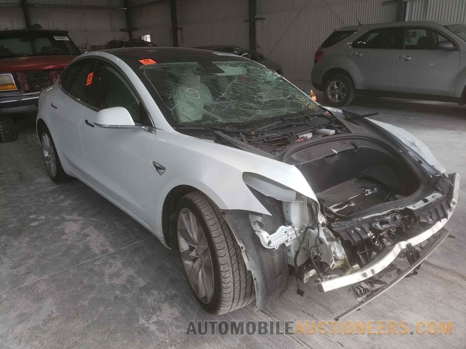 5YJ3E1EB0JF099968 TESLA MODEL 3 2018