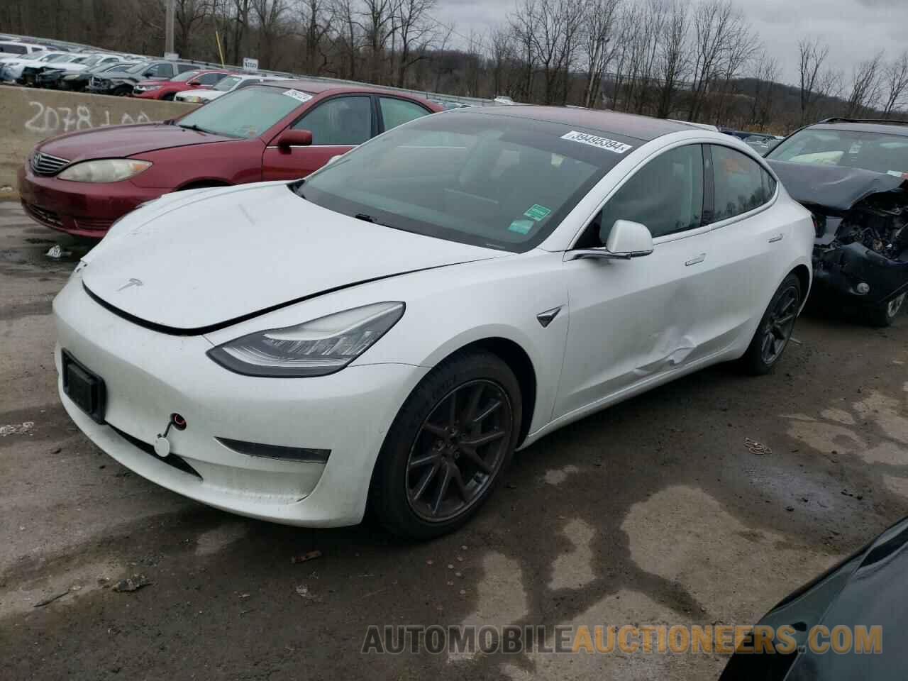 5YJ3E1EB0JF108443 TESLA MODEL 3 2018