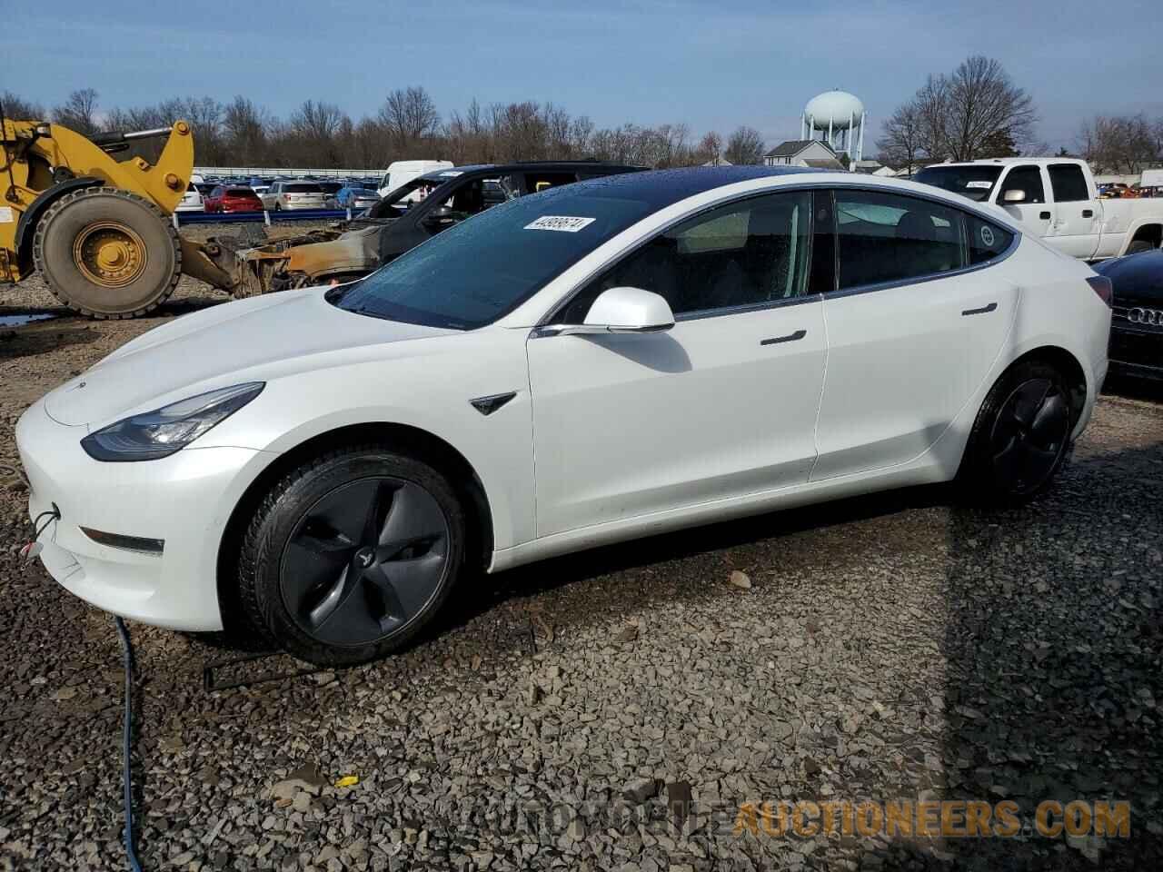 5YJ3E1EB0JF108703 TESLA MODEL 3 2018