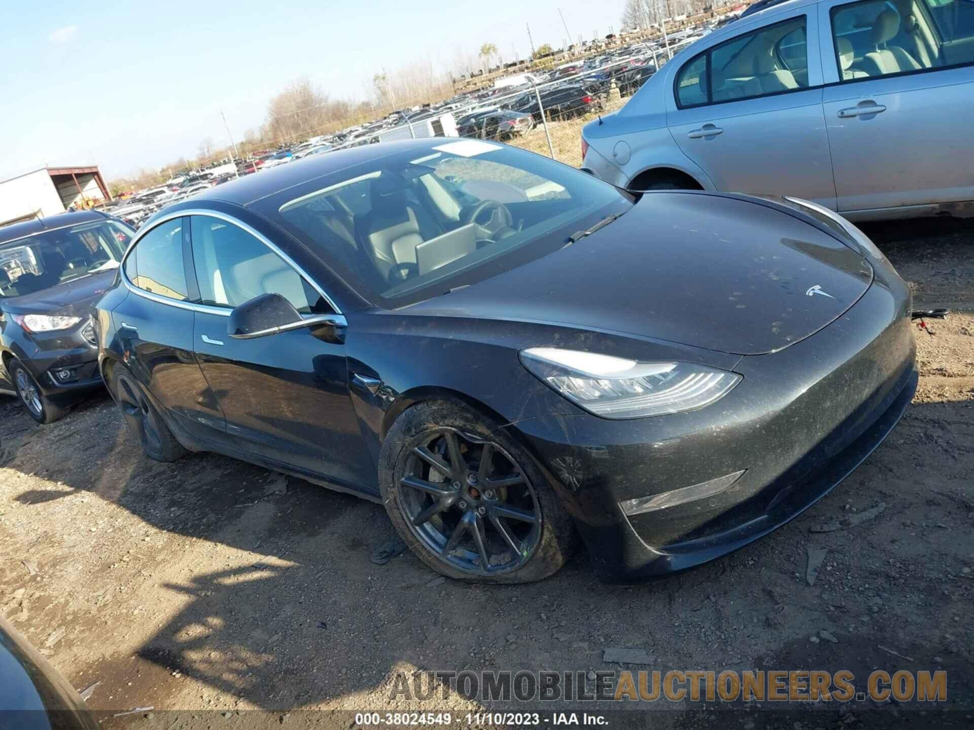 5YJ3E1EB0JF112444 TESLA MODEL 3 2018