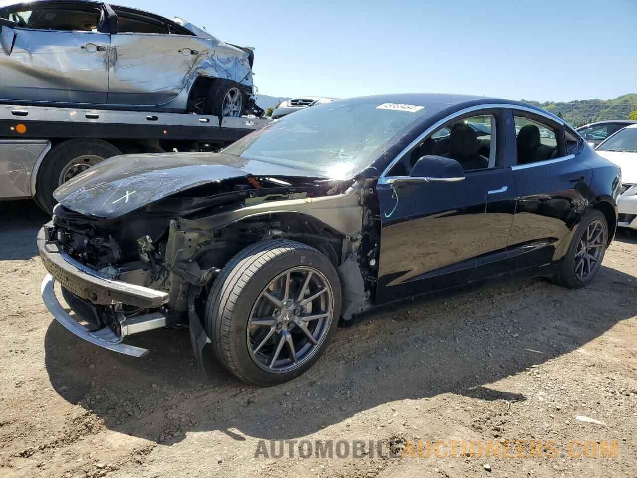 5YJ3E1EB0JF127509 TESLA MODEL 3 2018