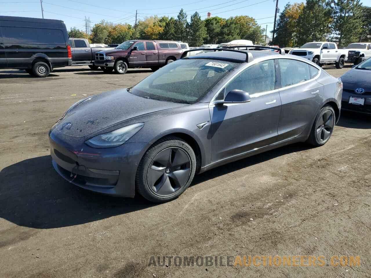 5YJ3E1EB0JF128725 TESLA MODEL 3 2018