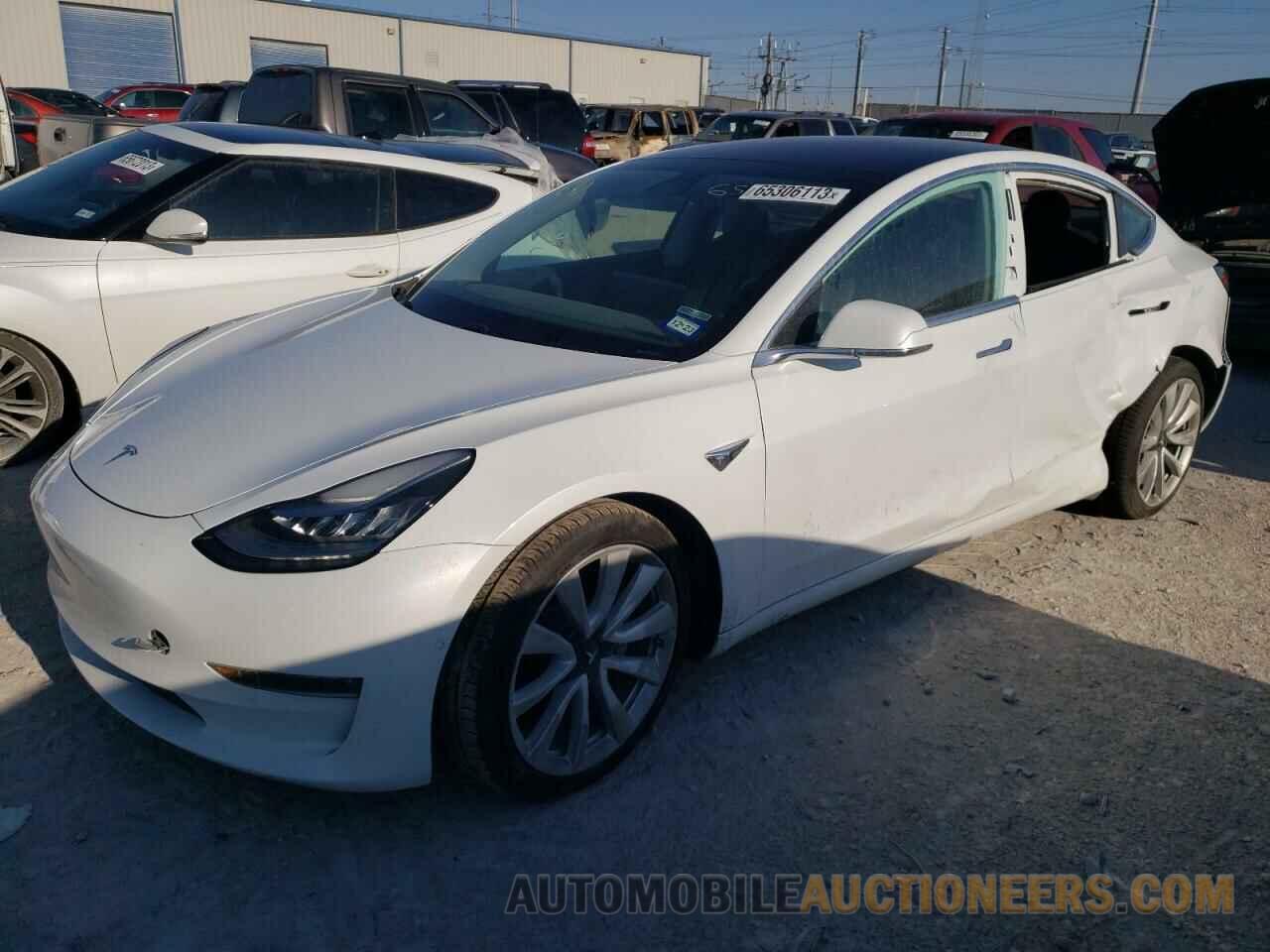 5YJ3E1EB0JF134251 TESLA MODEL 3 2018