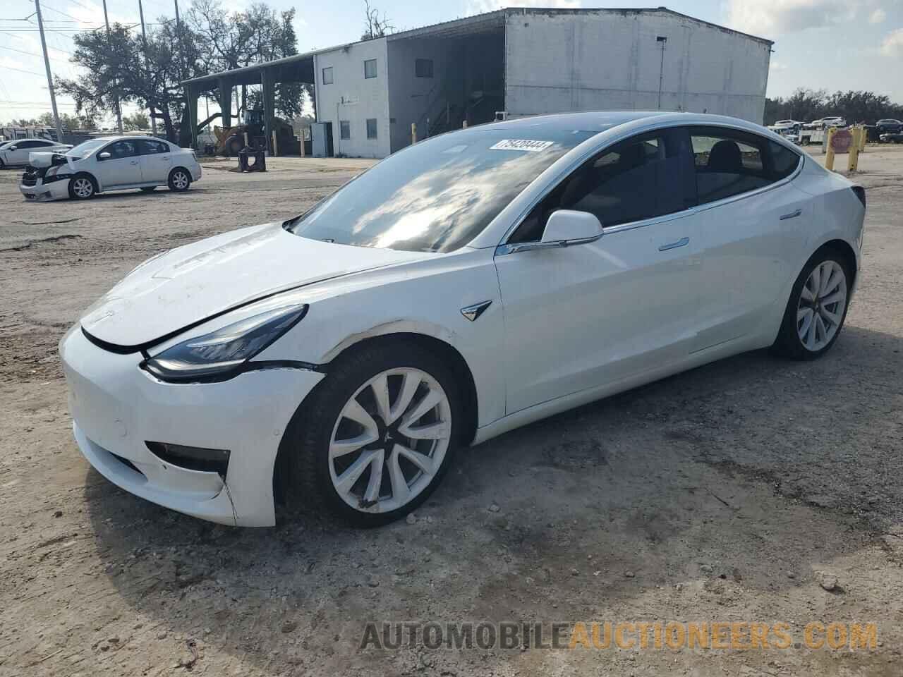 5YJ3E1EB0JF134279 TESLA MODEL 3 2018