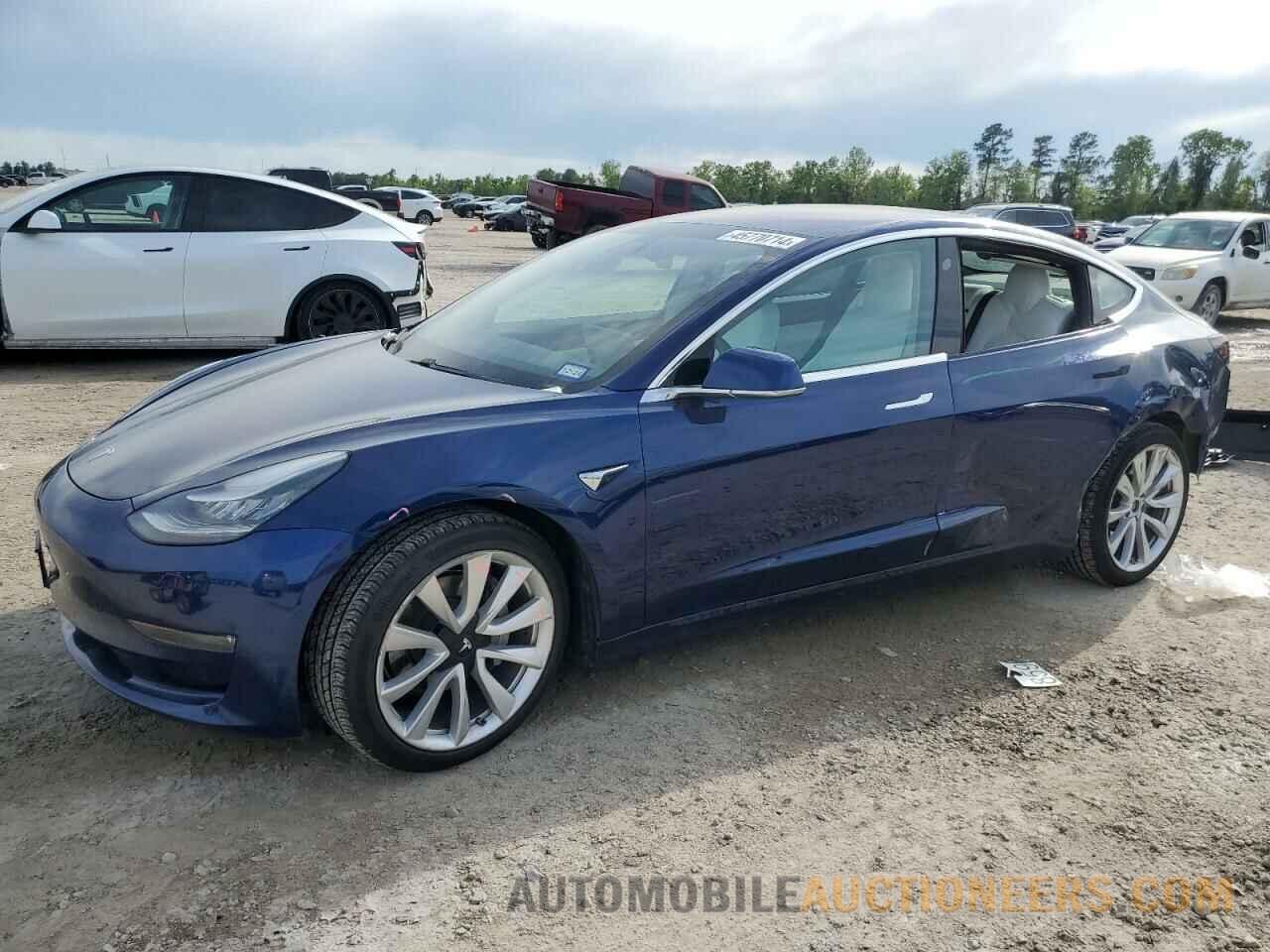 5YJ3E1EB0JF135366 TESLA MODEL 3 2018