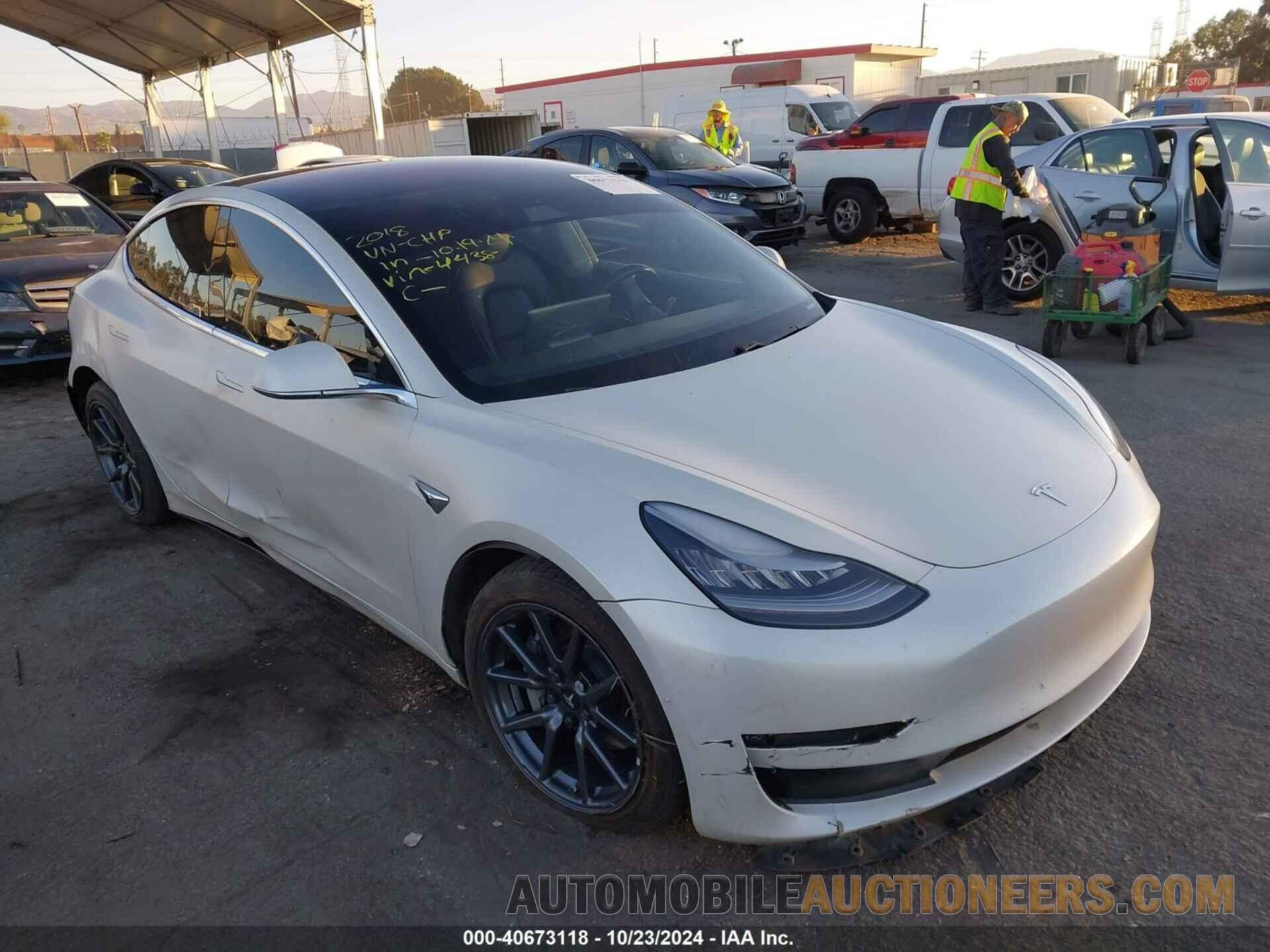 5YJ3E1EB0JF144438 TESLA MODEL 3 2018