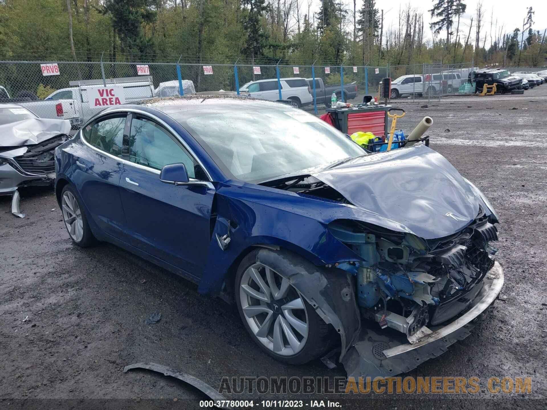 5YJ3E1EB0JF147744 TESLA MODEL 3 2018