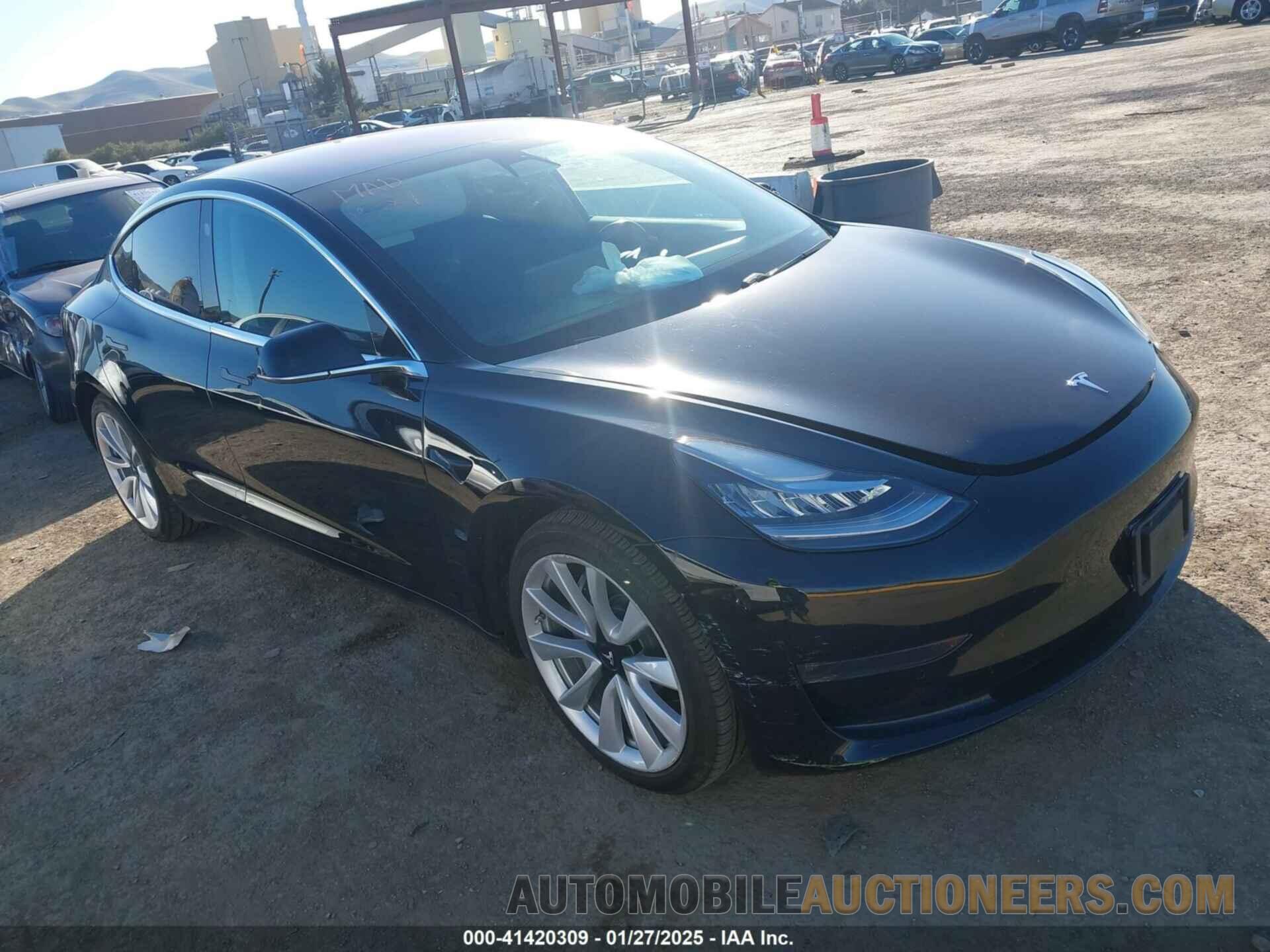 5YJ3E1EB0JF149090 TESLA MODEL 3 2018